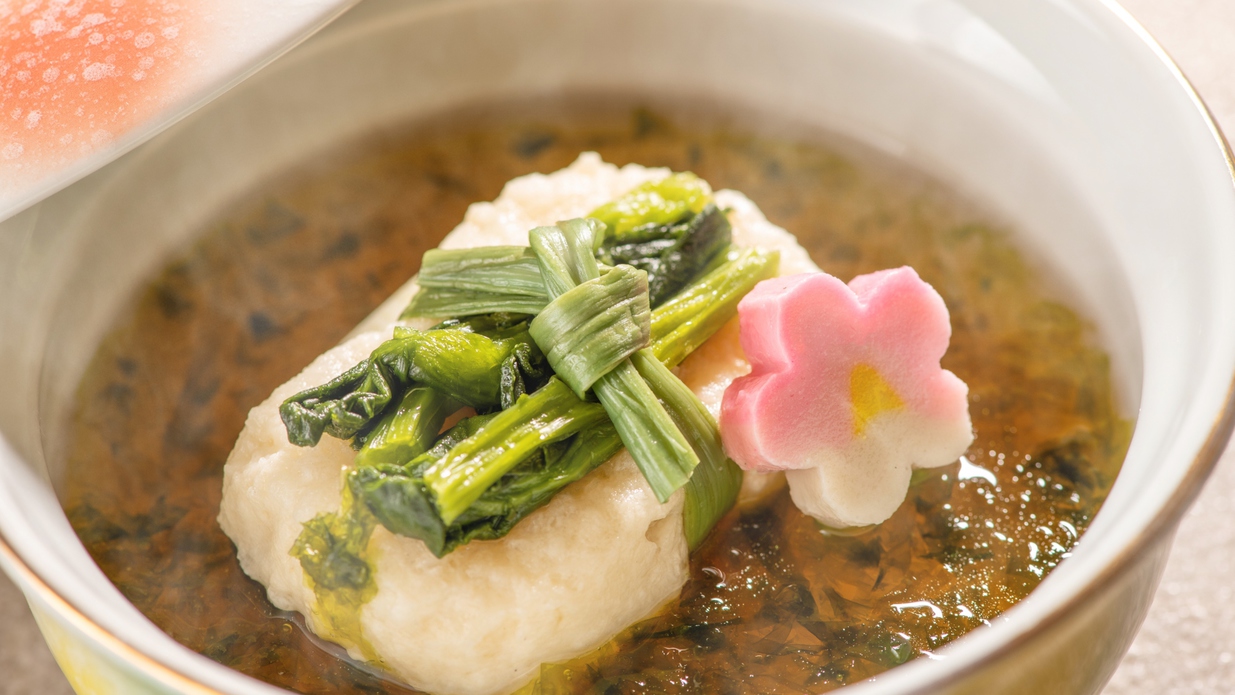 【土地の恵み会席・春】季節の地産食材満載！姫神和牛豆乳しゃぶときりたんぽ鍋、春の釜飯を堪能