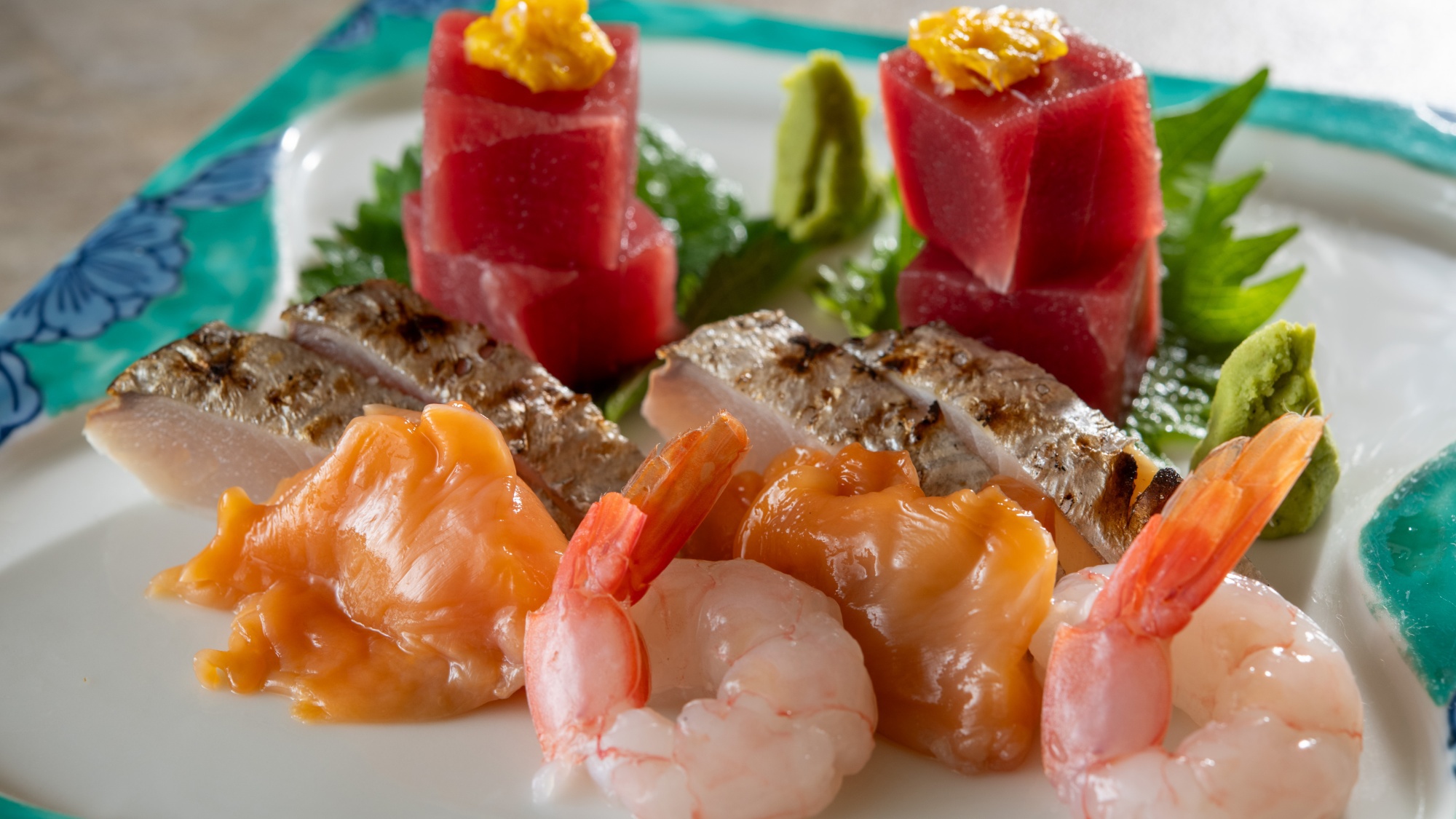 【土地の恵み会席・春】季節の地産食材満載！八幡平牛と八幡平ポークの陶板焼きやきりたんぽ鍋を堪能