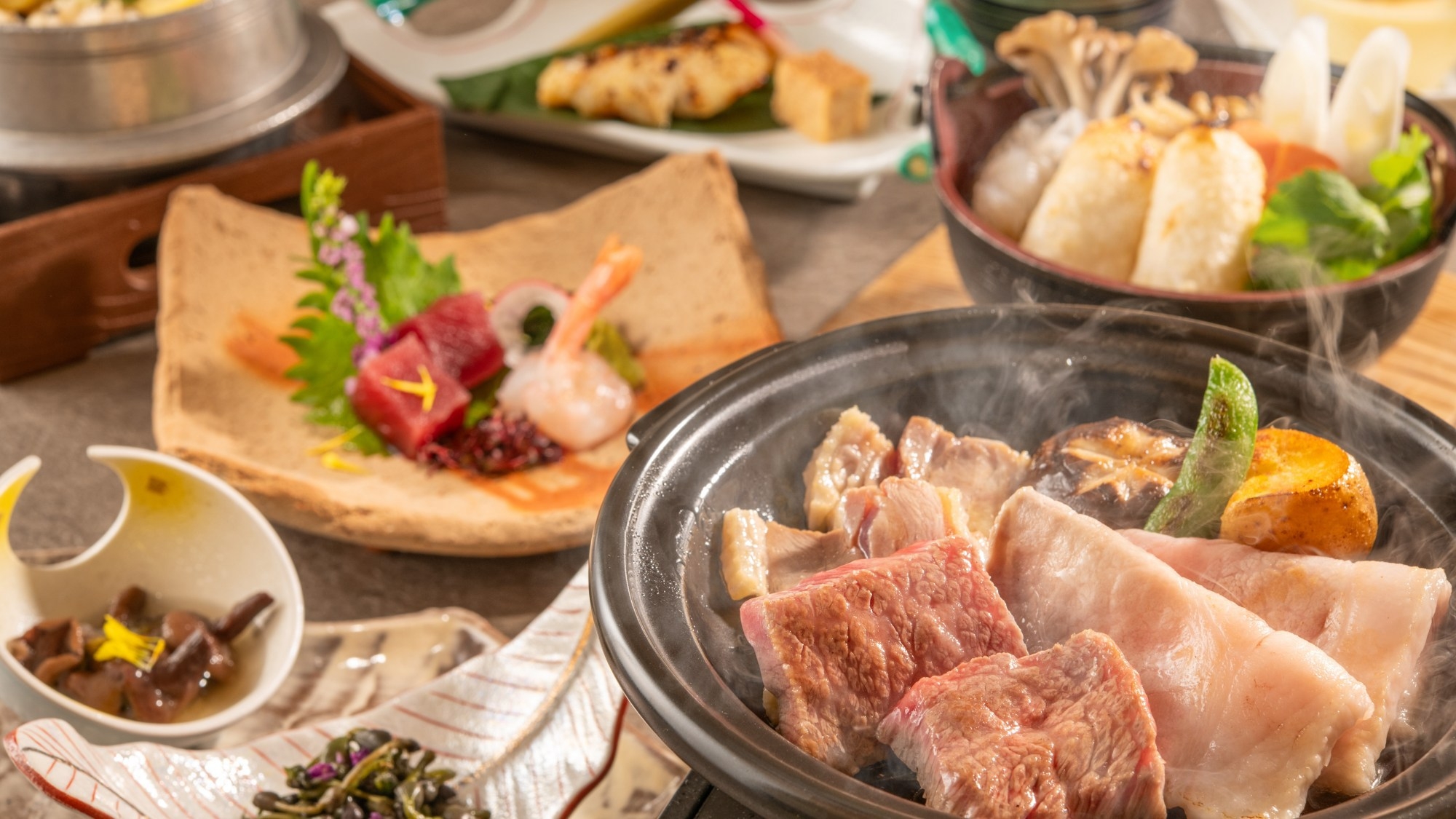 【季節の会席・秋】3種のご当地肉の食べ比べ、栗釜飯やきりたんぽ鍋で秋田を満喫！