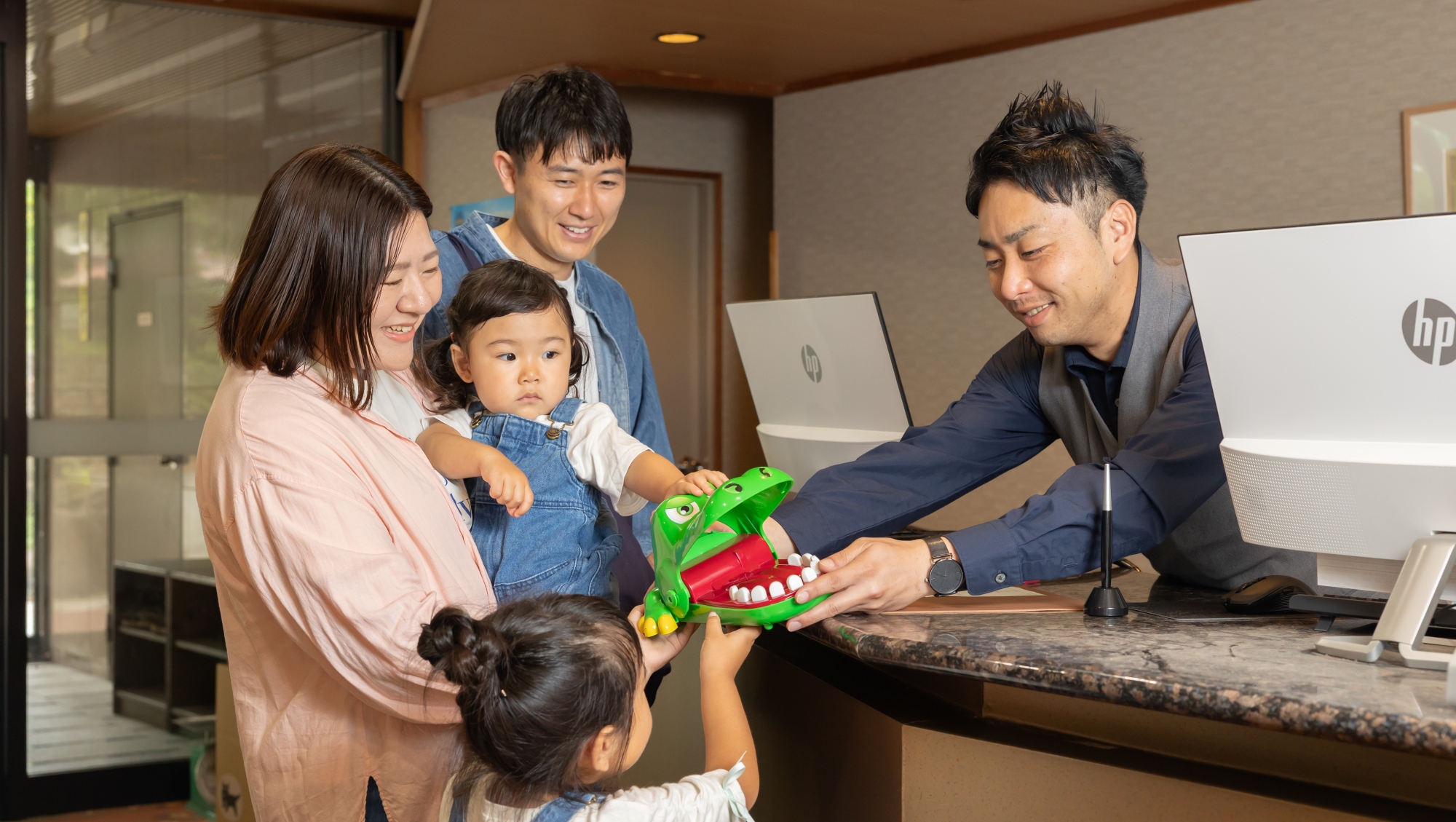フロントでおもちゃの貸し出しもございます