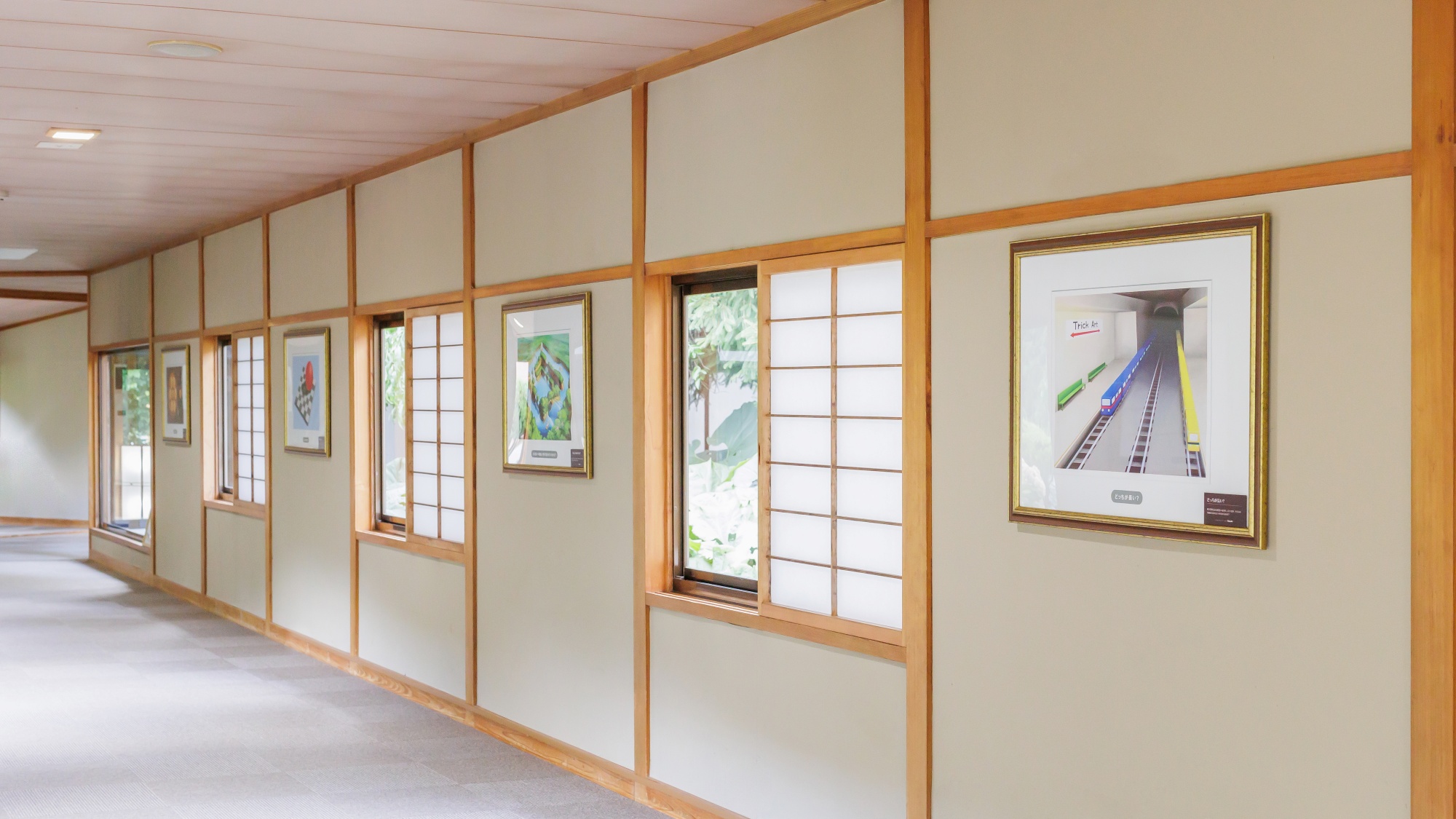 トリックアートの謎解きや秋田蘭画のアートなど12作品を展示中！