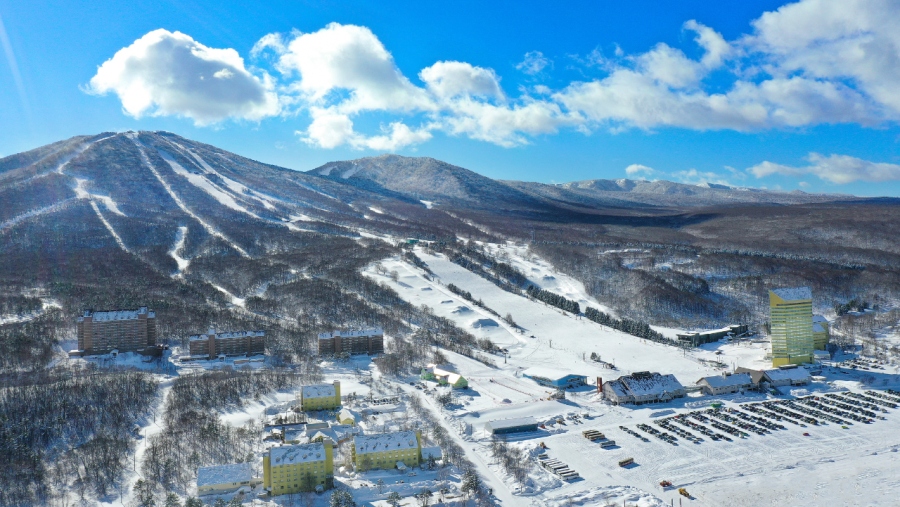 安比高原スキー場　ホテルよりお車で約50分