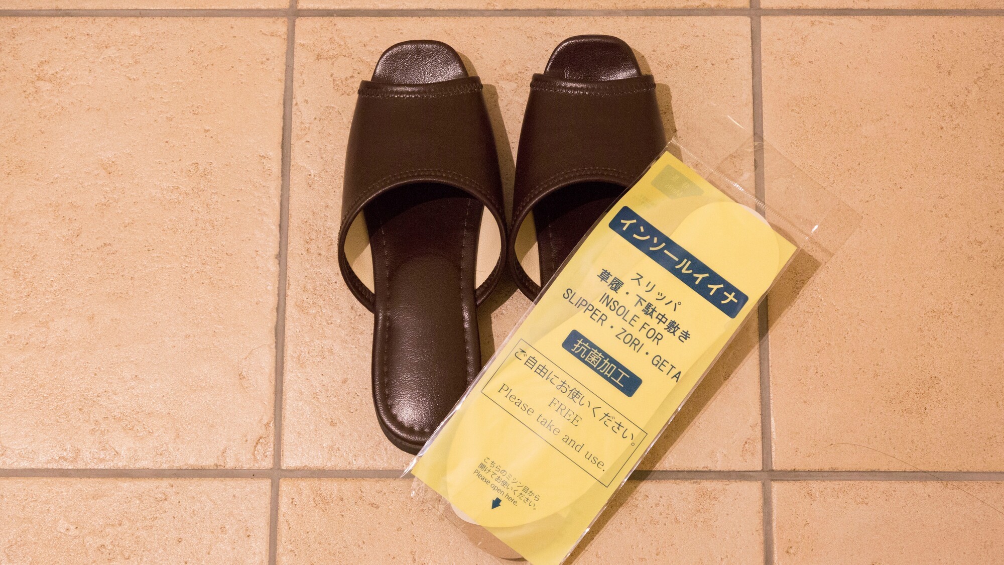 【客室備品】スリッパ