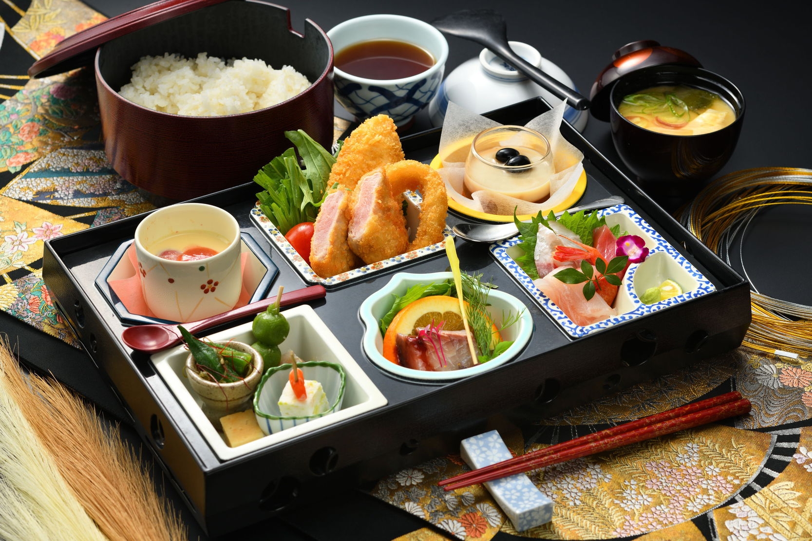 【会食弁当プラン】お部屋でゆっくりお食事したい方におすすめのお弁当会席プラン≪2食お弁当付き≫