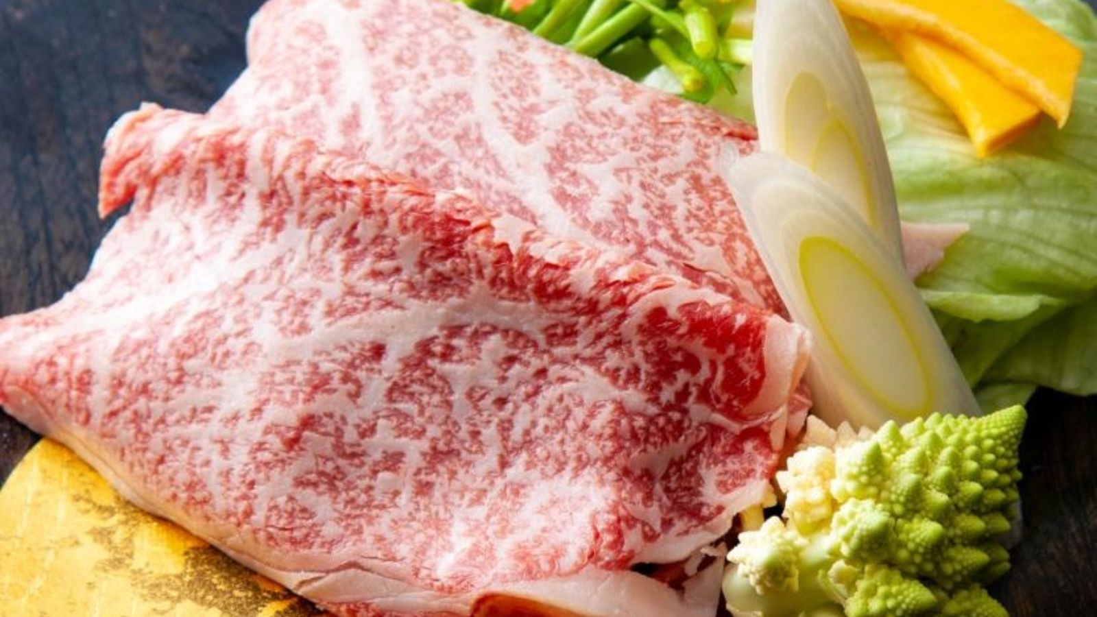 【幻の能登牛】宝生亭会席に、しゃぶしゃぶor石焼ステーキ(80g)の能登牛付きグレードアッププラン！