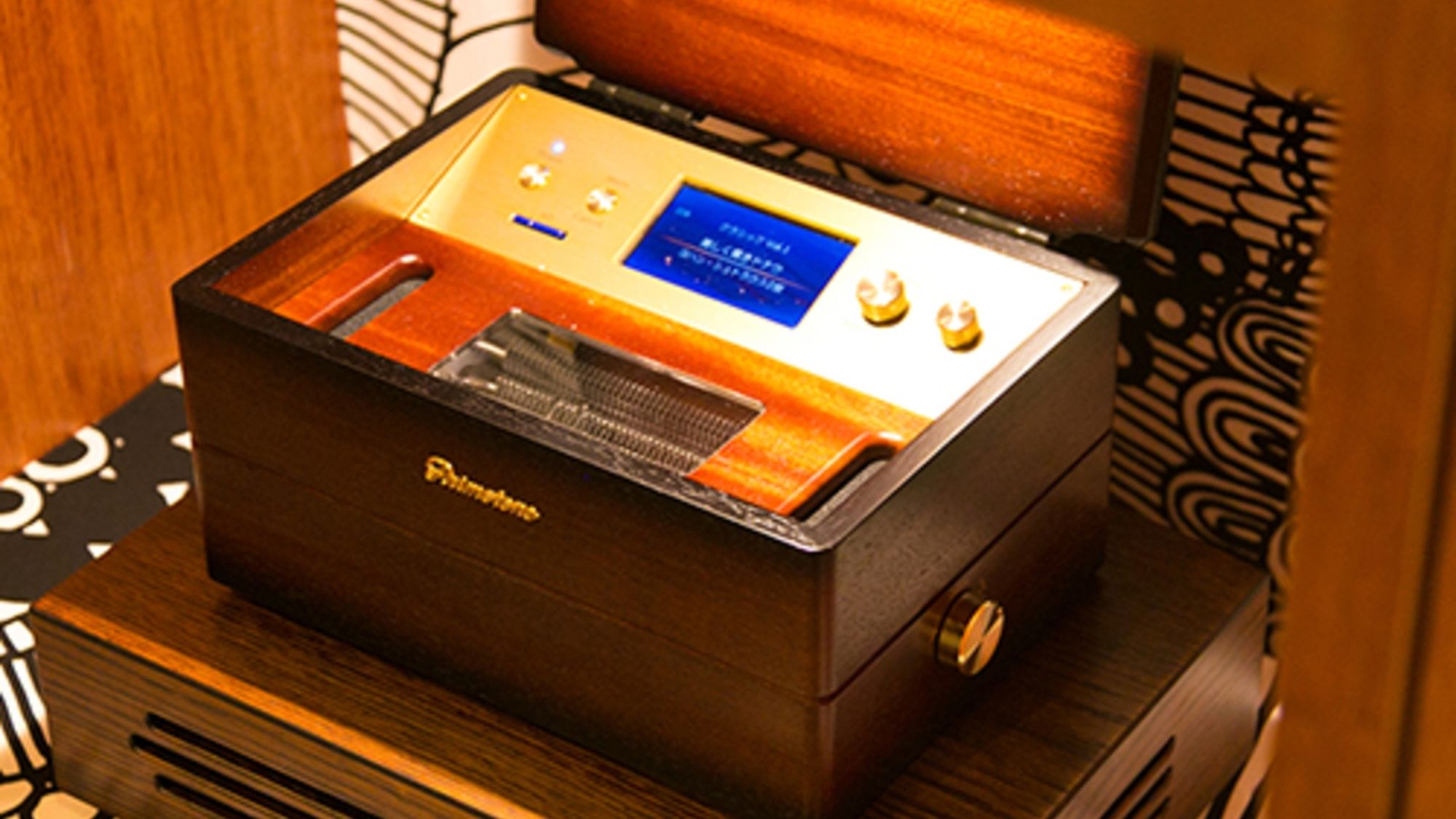 ◆絵本フロア◆優しい音を奏でる「オルゴール」をご用意しております。