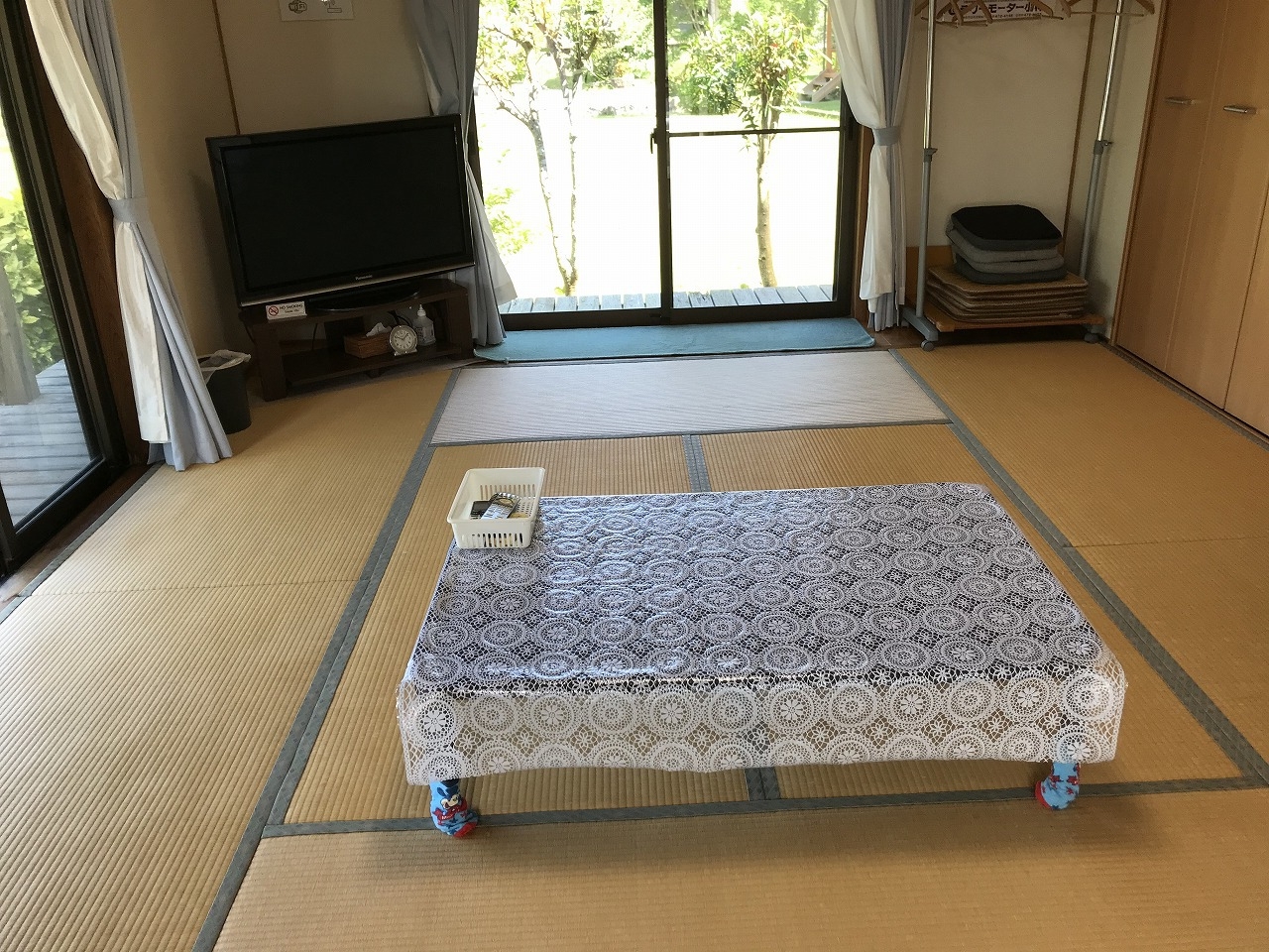 大部屋に５人で雑魚寝プラン