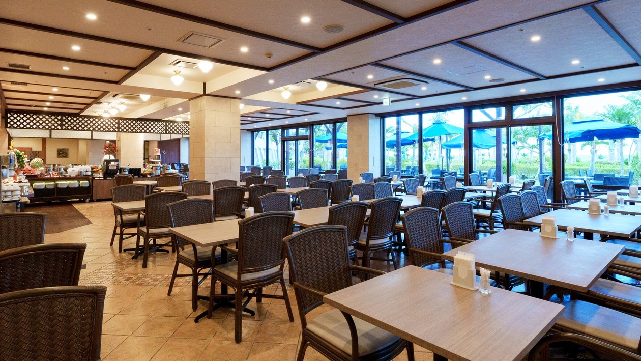 【春SALE】開放感が魅力のオーシャンズウイング☆和洋40種類以上の種類豊富な朝食バイキング付！