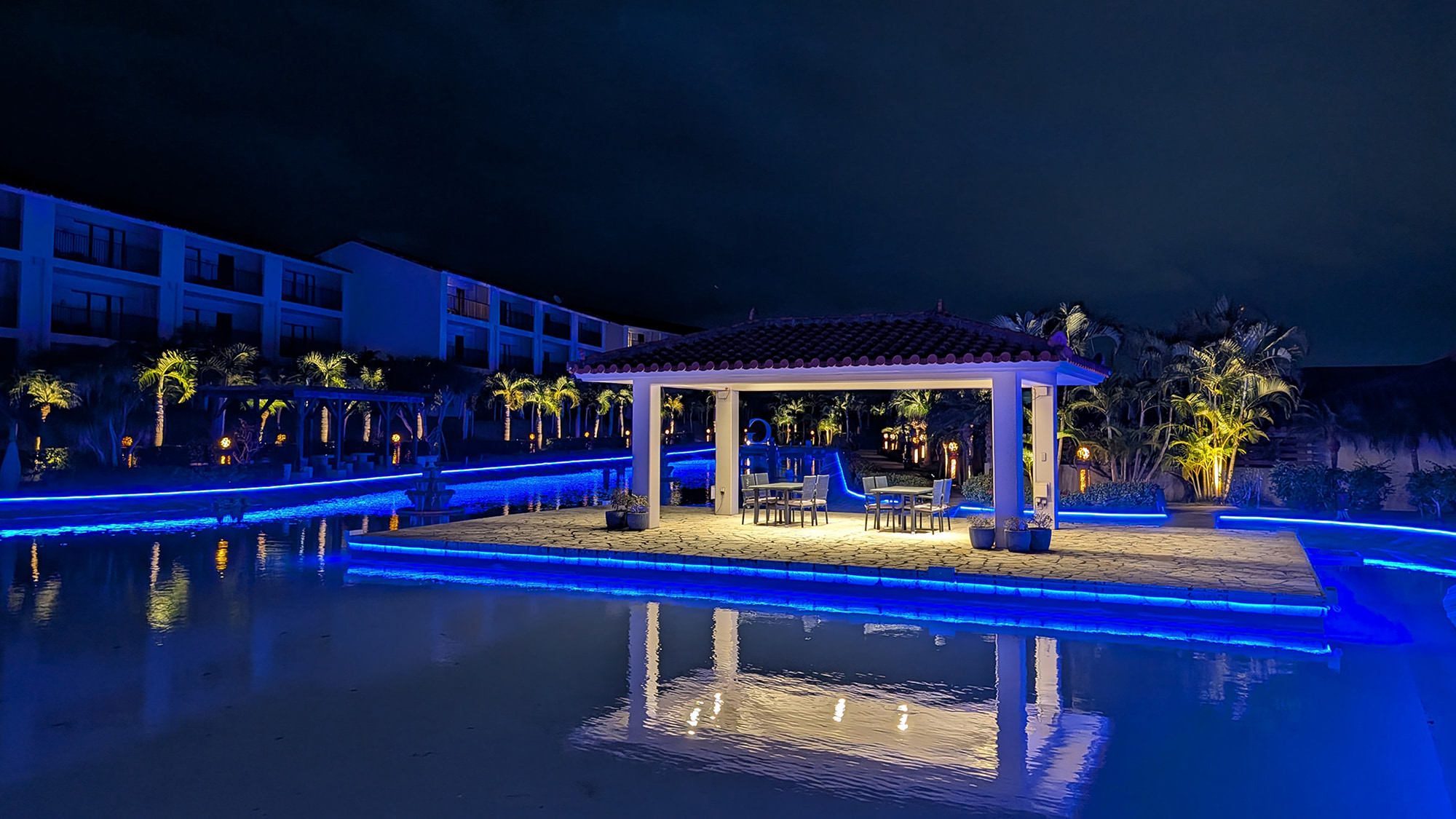 ヴィラガーデンイルミネーション(日没～23時)