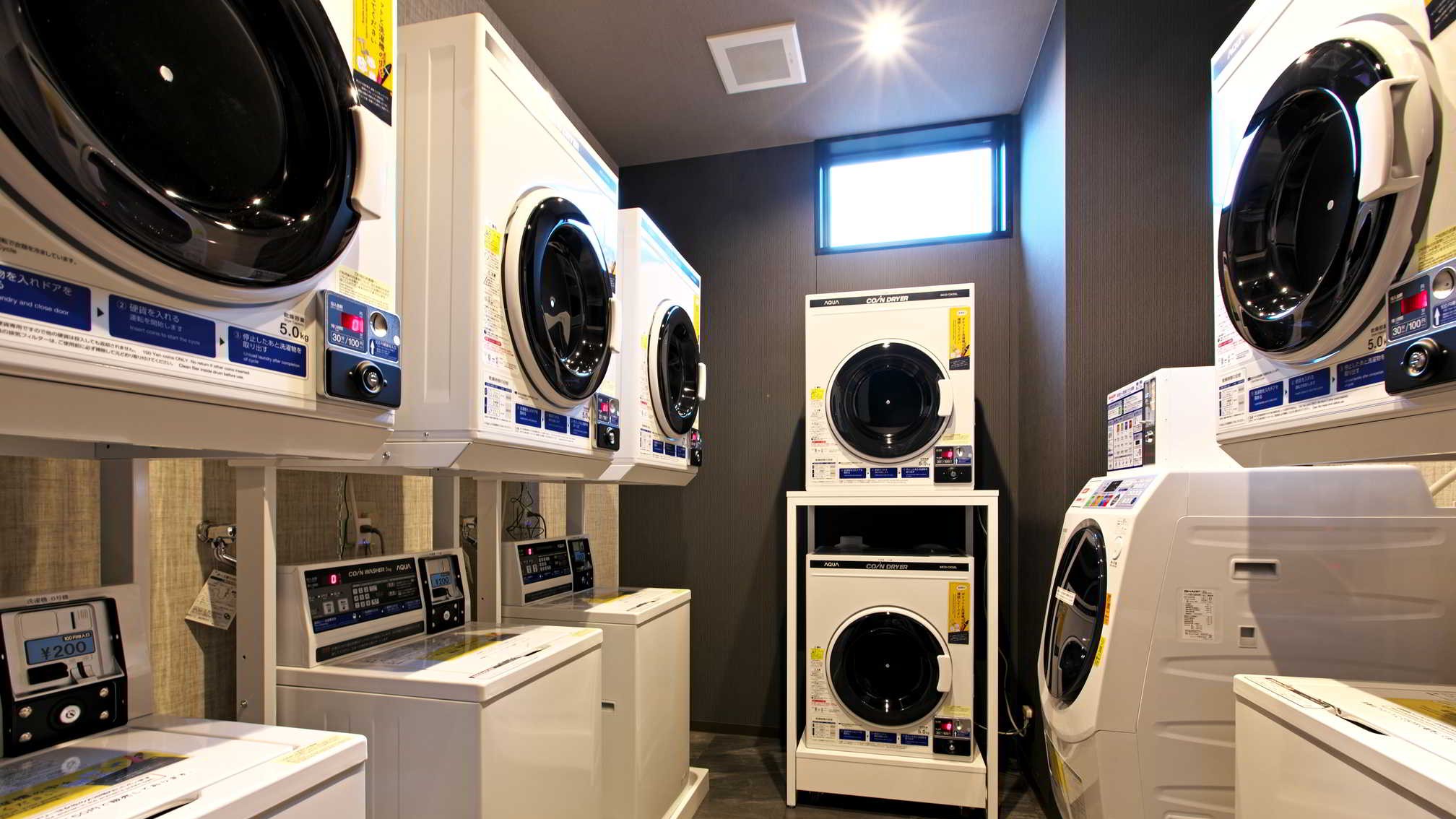 ◆別館ランドリーコーナー◆洗剤はフロントで1個50円で販売、ドラム式は洗剤も自動投入です