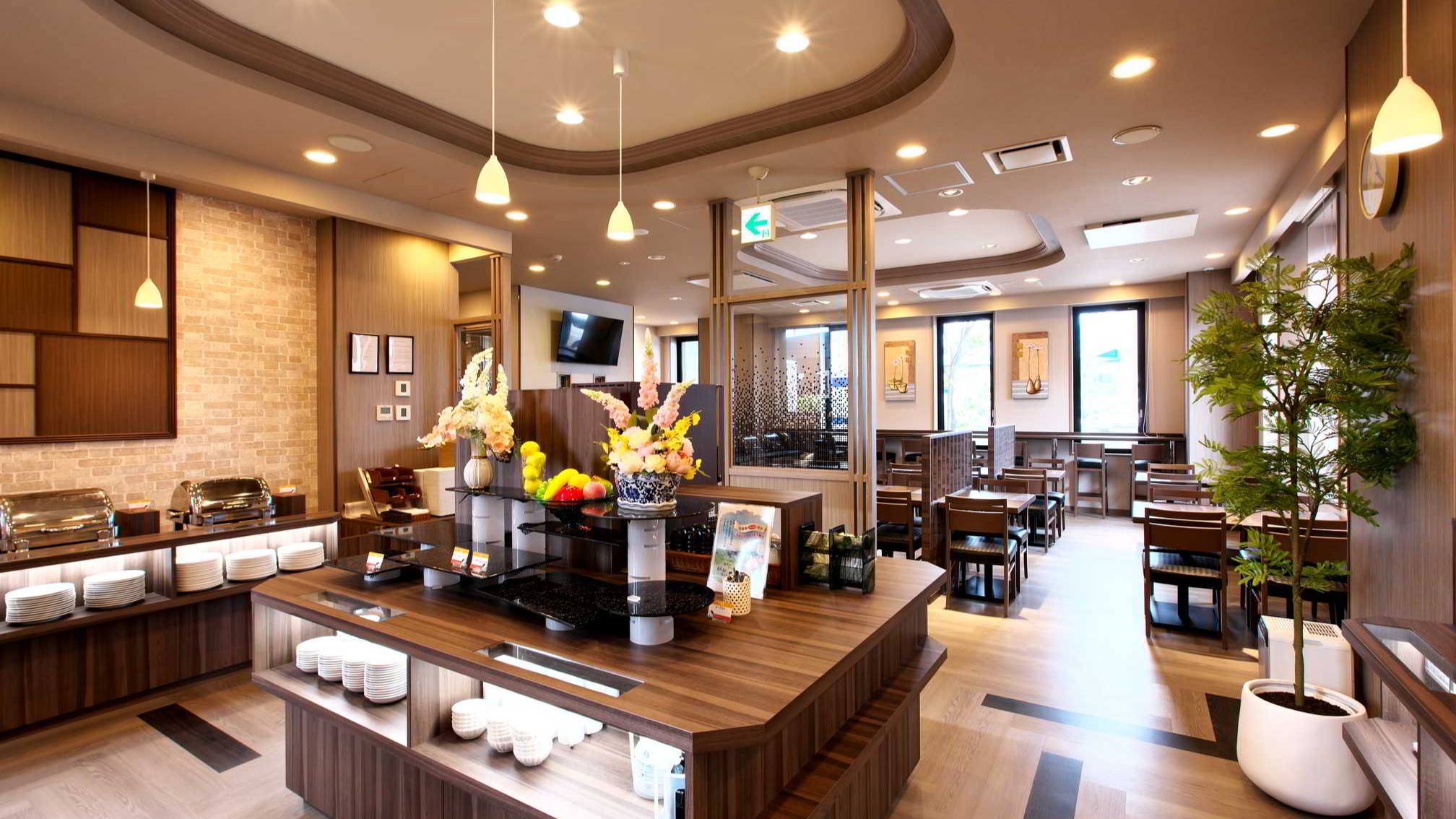 ◇本館『花茶屋』◇明るくモダンなレストラン