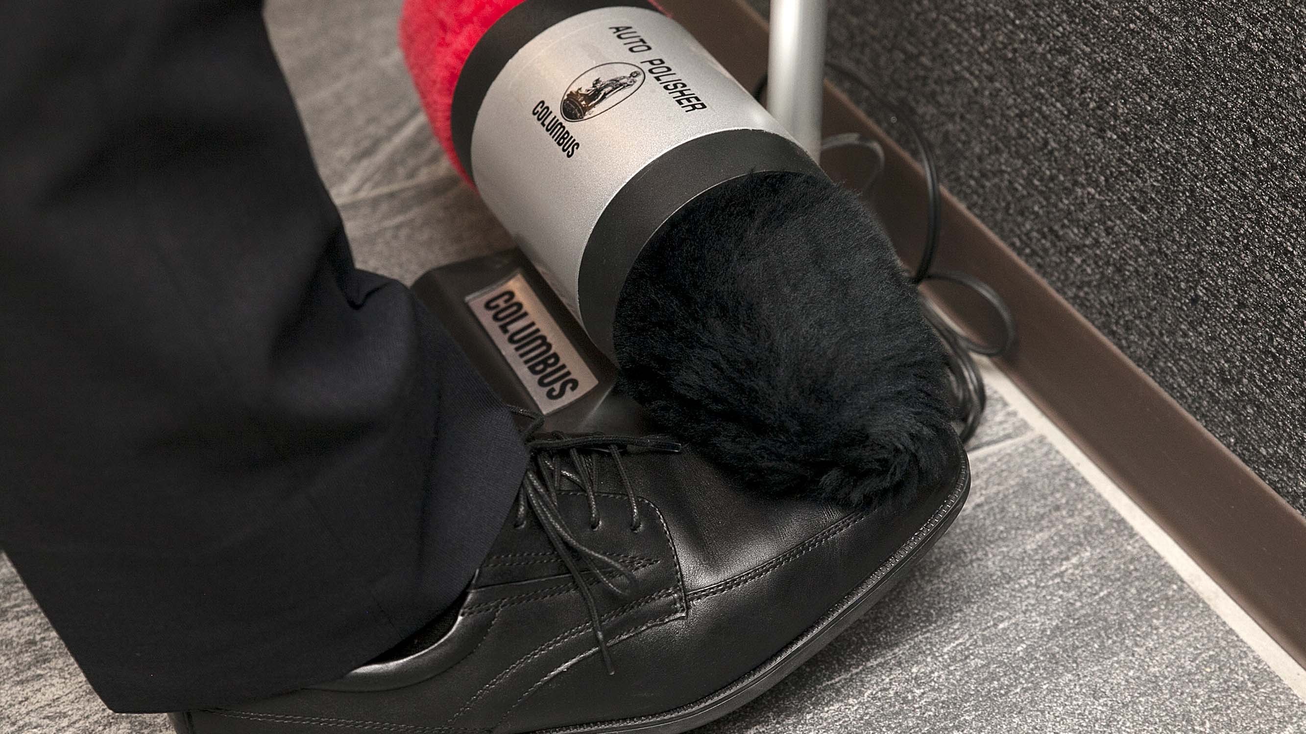 ◇自動靴磨き機◇