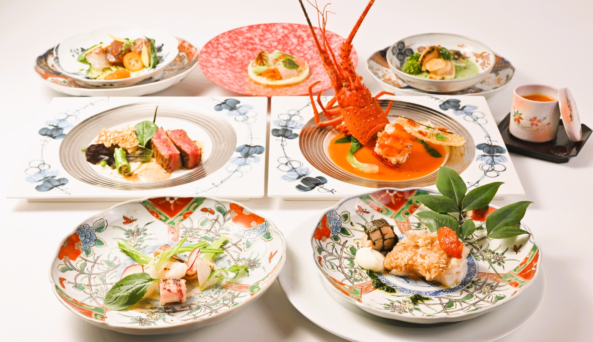 夏月限定【華の雫スタンダードプラン】贅沢会席＆かけ流しの温泉