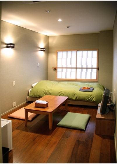 Japanese and Western room 1