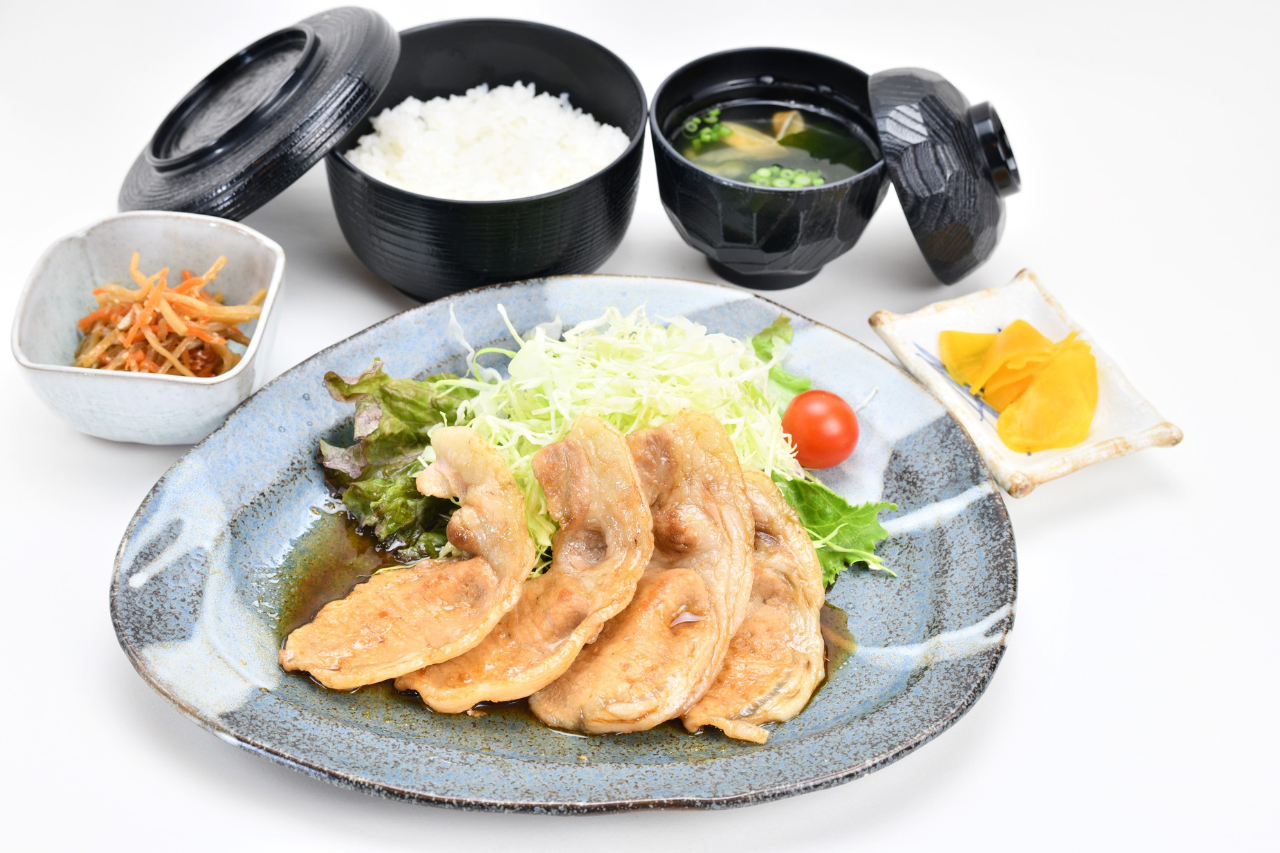 【ご当地グルメ】【十和田湖高原ポーク】桃豚しょうが焼き定食プラン〜秋田のブランド豚〜　朝食無料♪