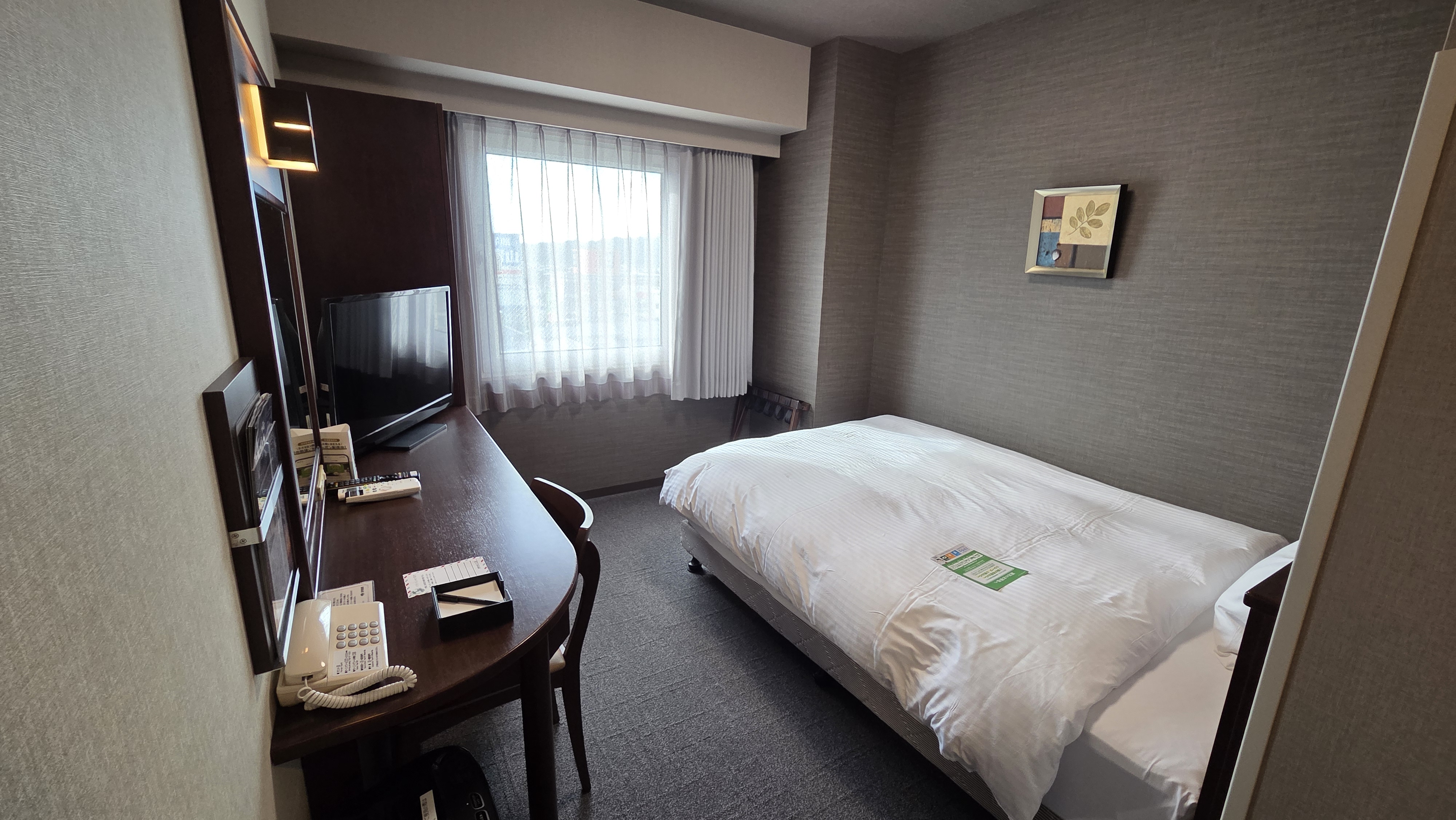 ◆シングルルーム◆　140cm幅ベッド●11～12㎡