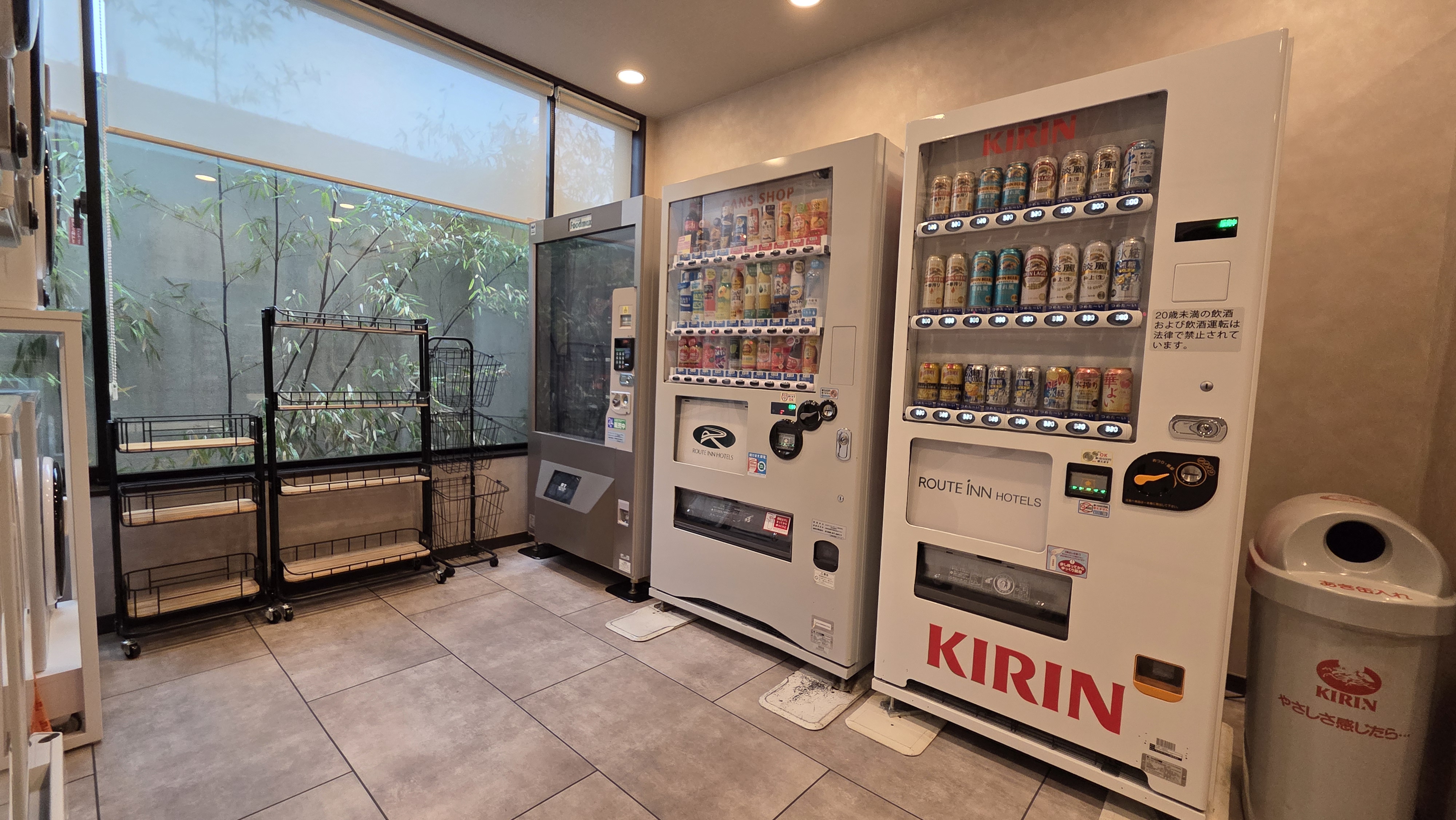 ■自動販売機コーナー②■　1階大浴場前