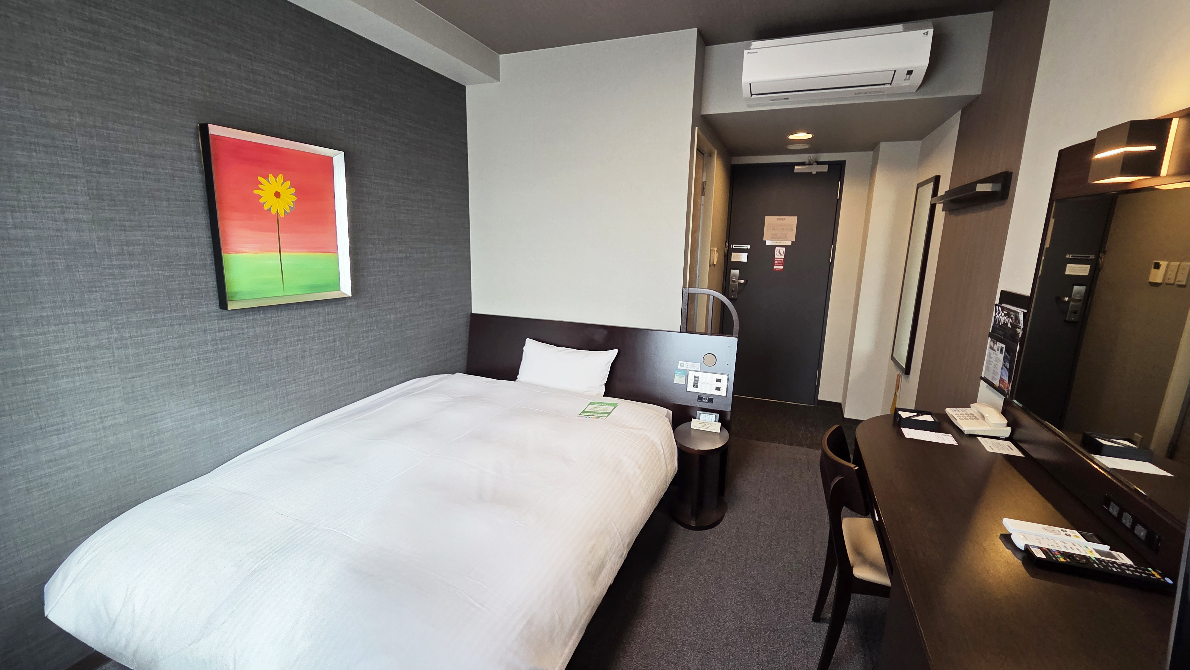 ◇コンフォートシングルルーム◇　140cm幅ベッド●11～12㎡