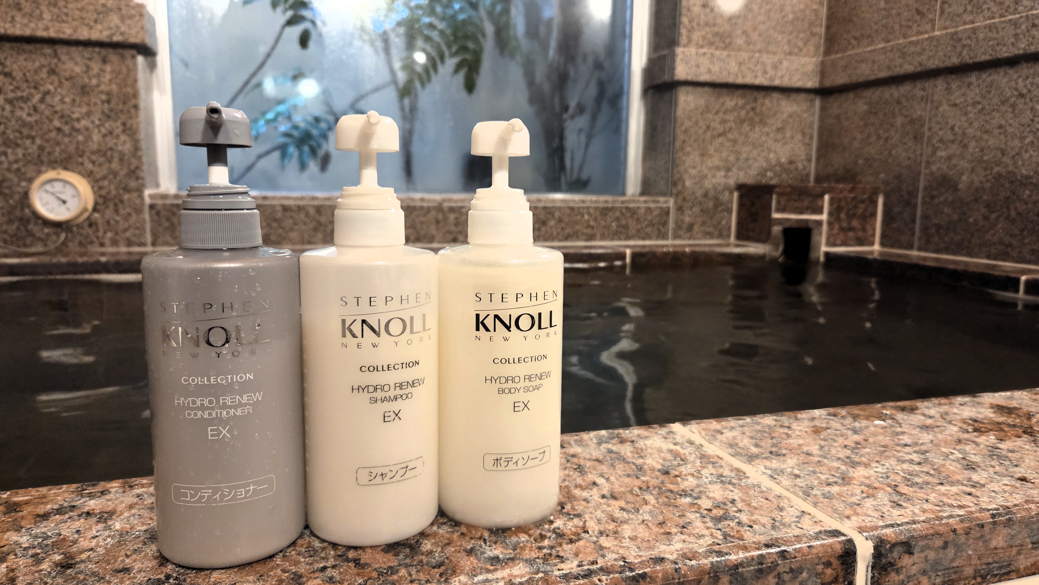 □女性大浴場□　シャンプー・コンディショナー・ボディソープ