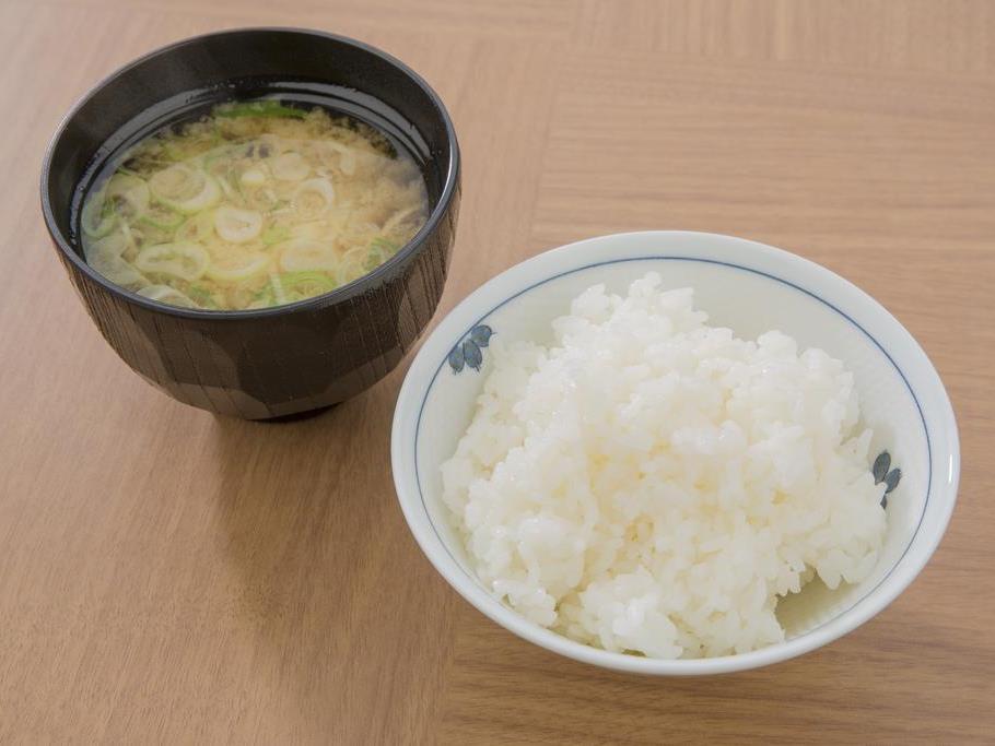 【朝食バイキング無料】秋田といえばおいしいお米!!　当館では県産のあきたこまちを使用しています。