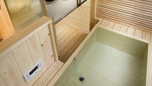 【露天風呂付客室】露天風呂タイプは陶器、磁器、檜の３種ございます（選択不可）