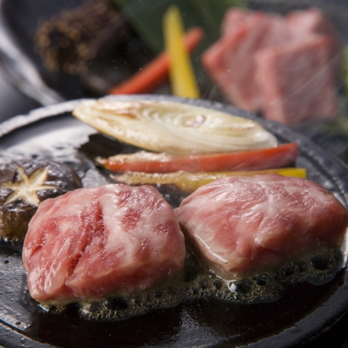 【楽天スーパーSALE】◆牛肉石焼き付き◆じゅわぁ〜っ旨みあふれる旨味、お肉もお魚も味わう！