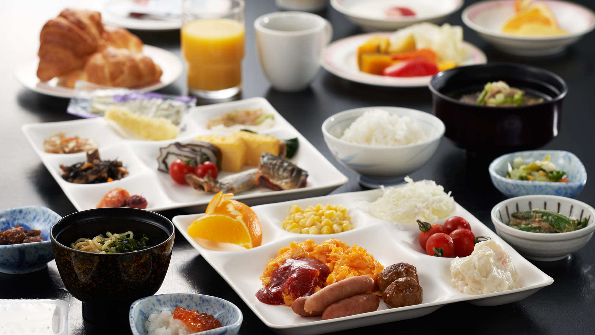 つるぎ恋月自慢の和食メイン朝食バイキング