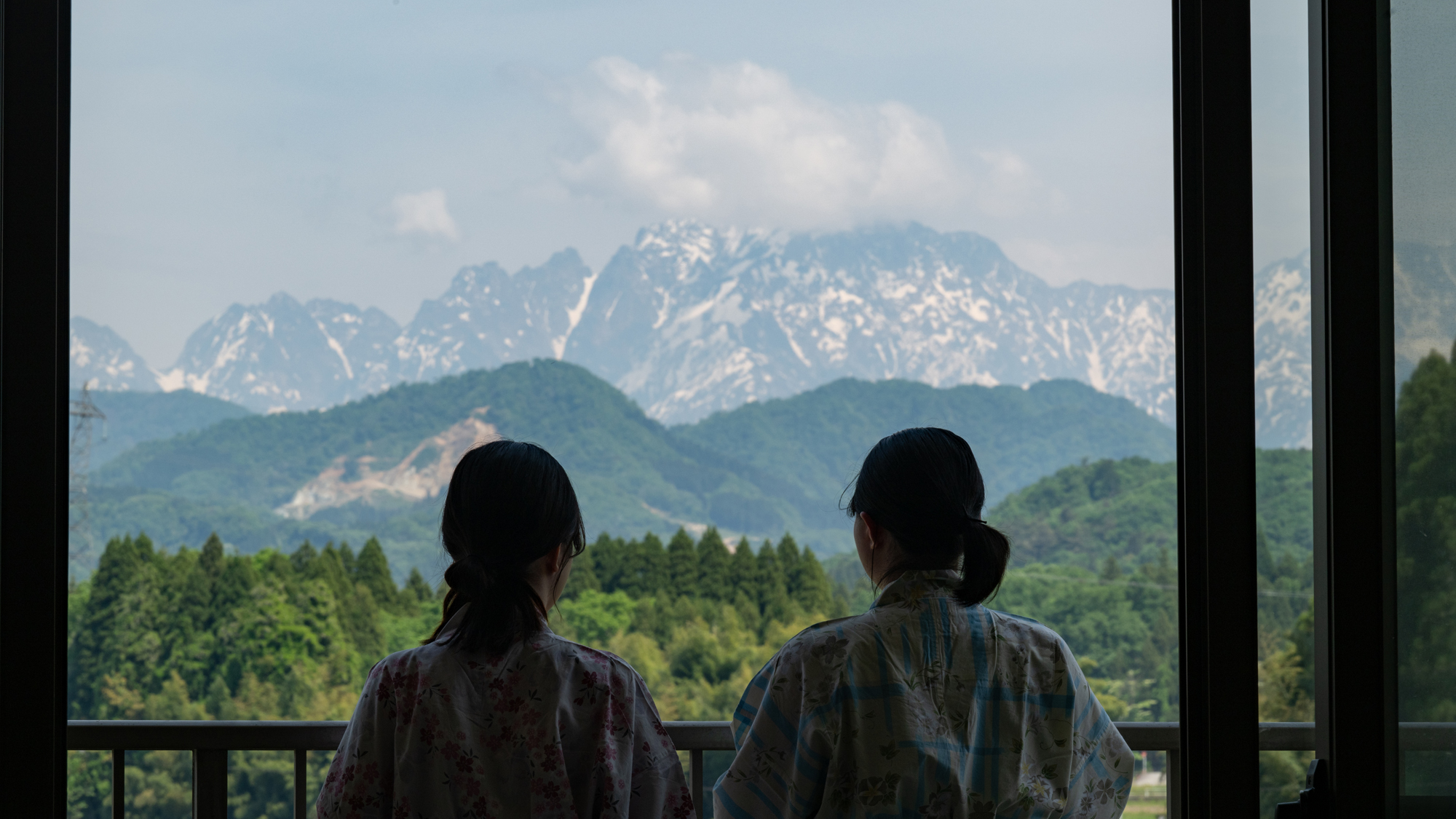 【全室剱岳ビュー】剱岳は立山連峰の標高2,999mの山で日本百名山や新日本百名山にも選ばれています