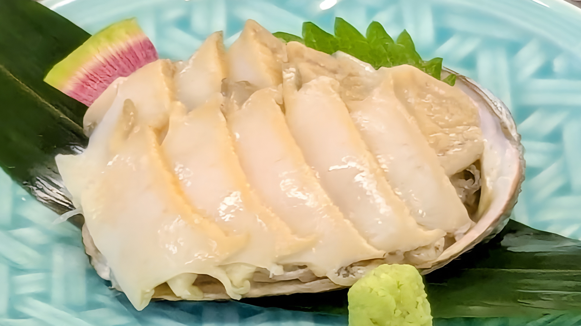 【通年　別注文　アワビ　お造り】コリコリとした食感、口内に広がる旨味は貝類で最も美味とされています