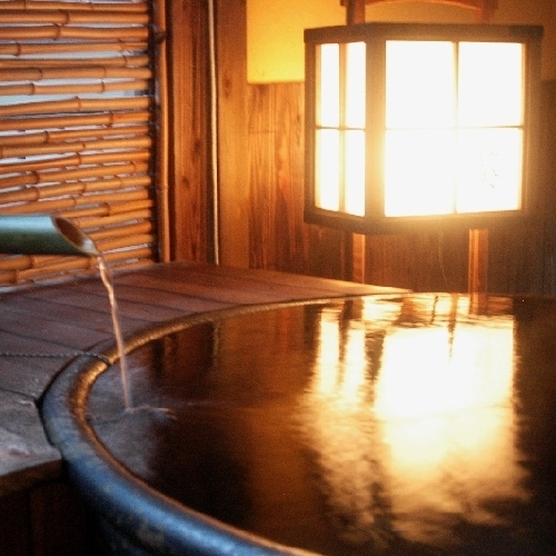 帶露天浴池的客房 [Aoi] 您可以在讓人聯想到茶室的結構中放鬆身心！
