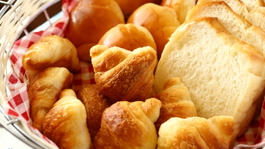 【朝食バイキング】パン派の方に、トーストもございます