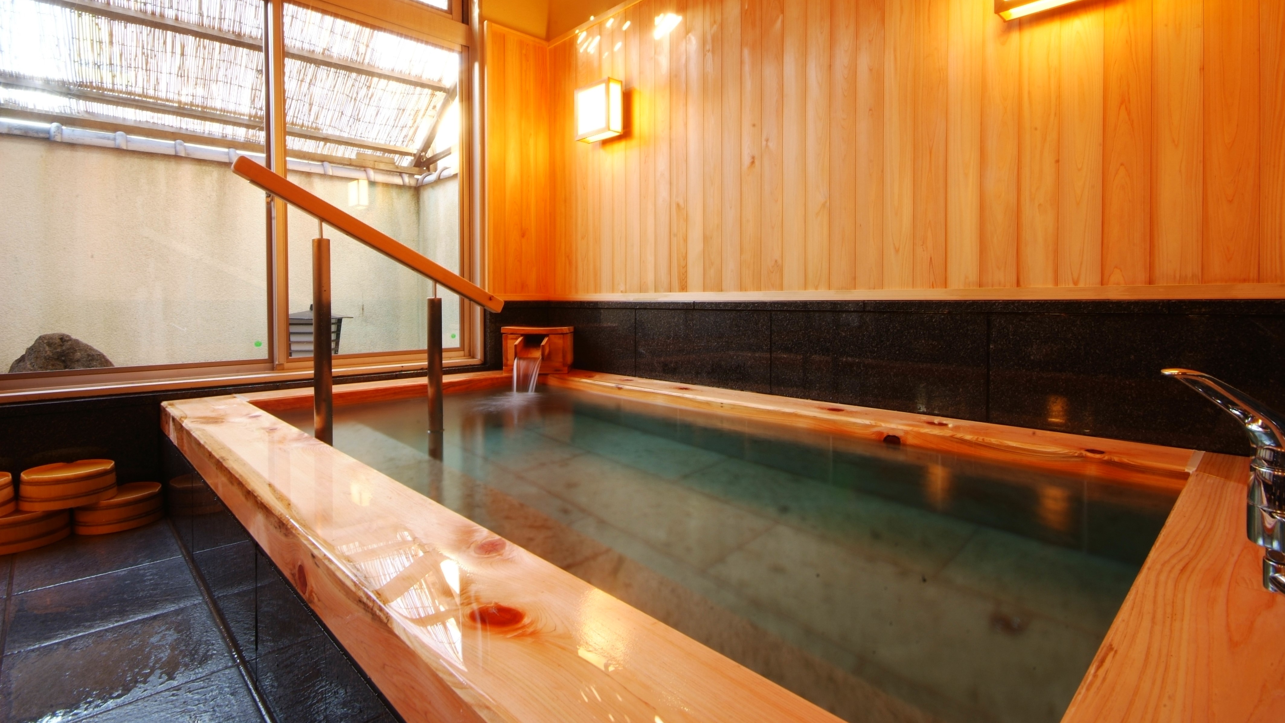 小浴場☆夕女性・朝男性）