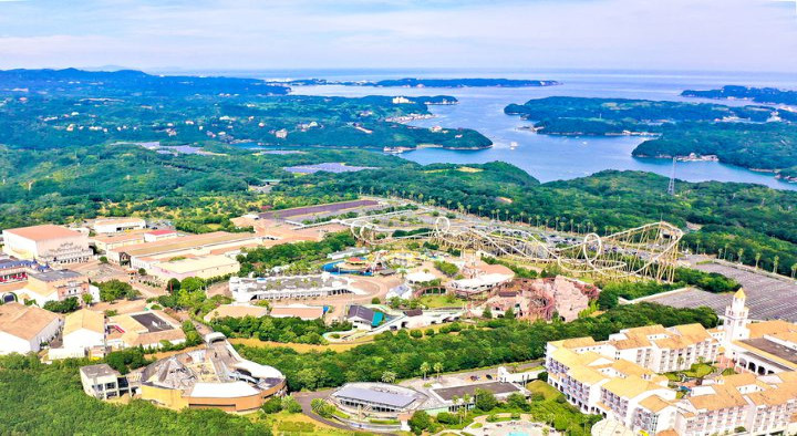 志摩スペイン村（当館よりお車で約４０分）