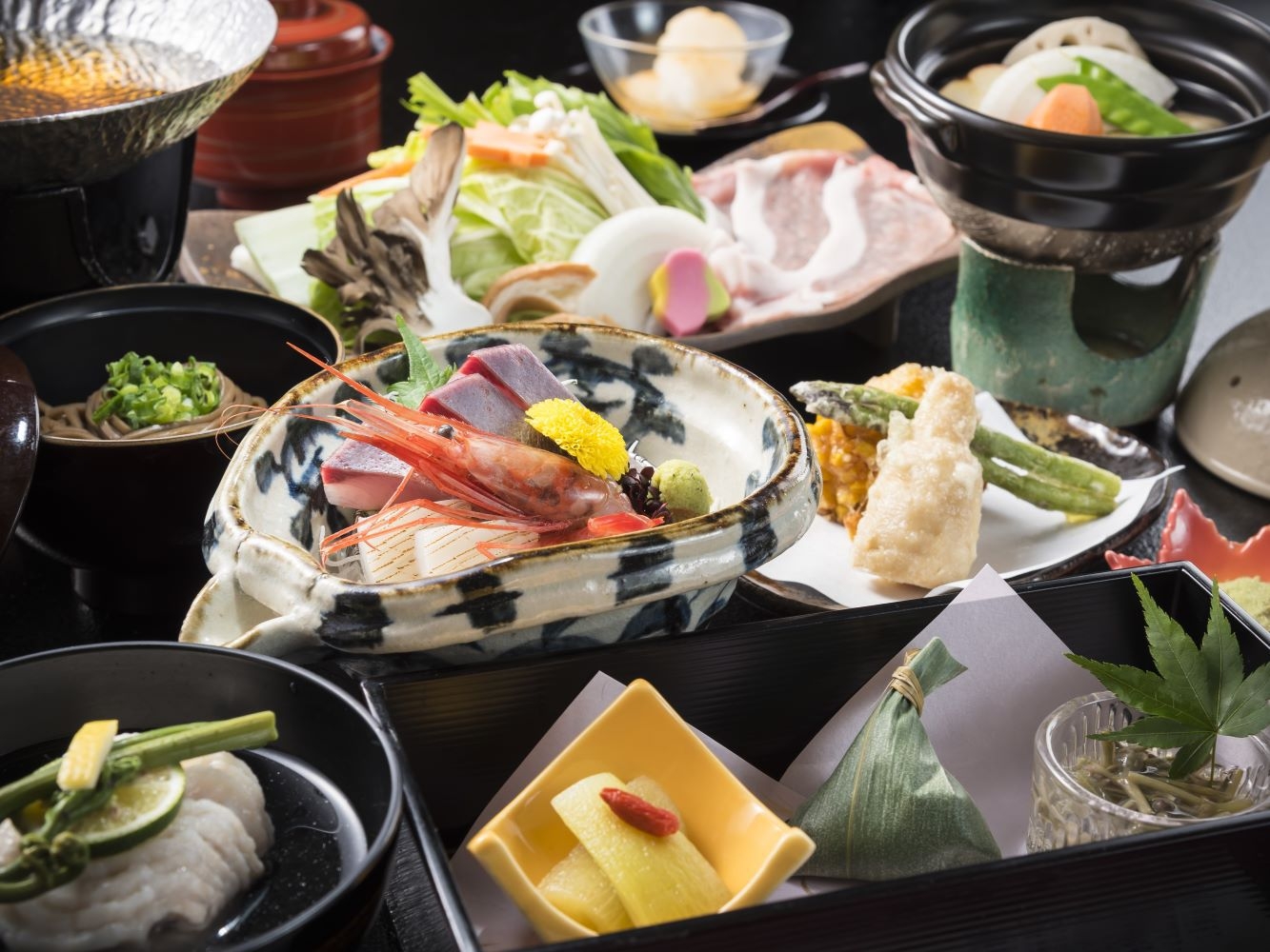【直前割★期間限定特別タイムセール】旬の「おまかせ会席」を体感！北陸最大級の露天風呂もお得に愉しむ！