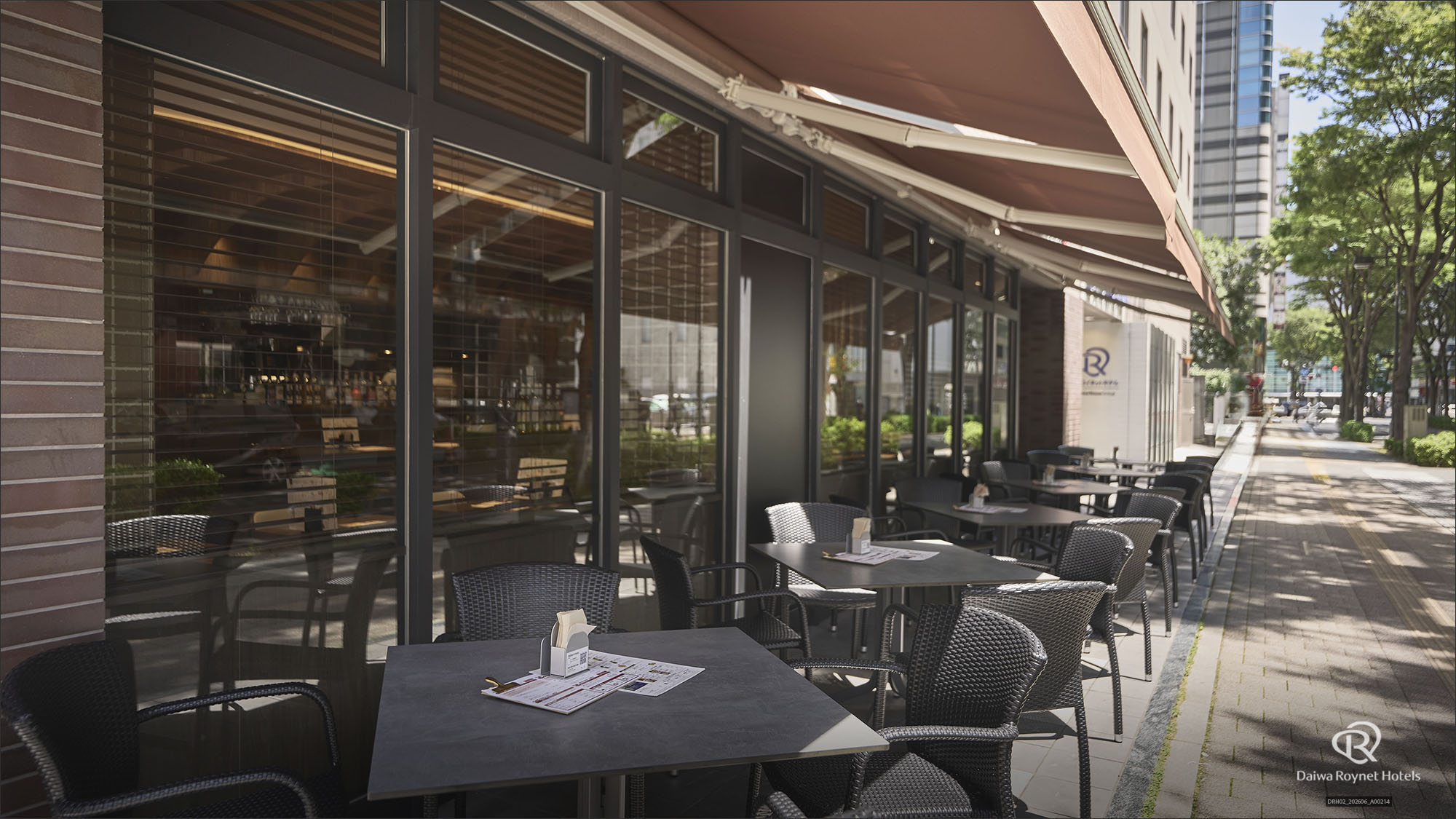 Tavernetta Salvatore 新横浜のテラス席