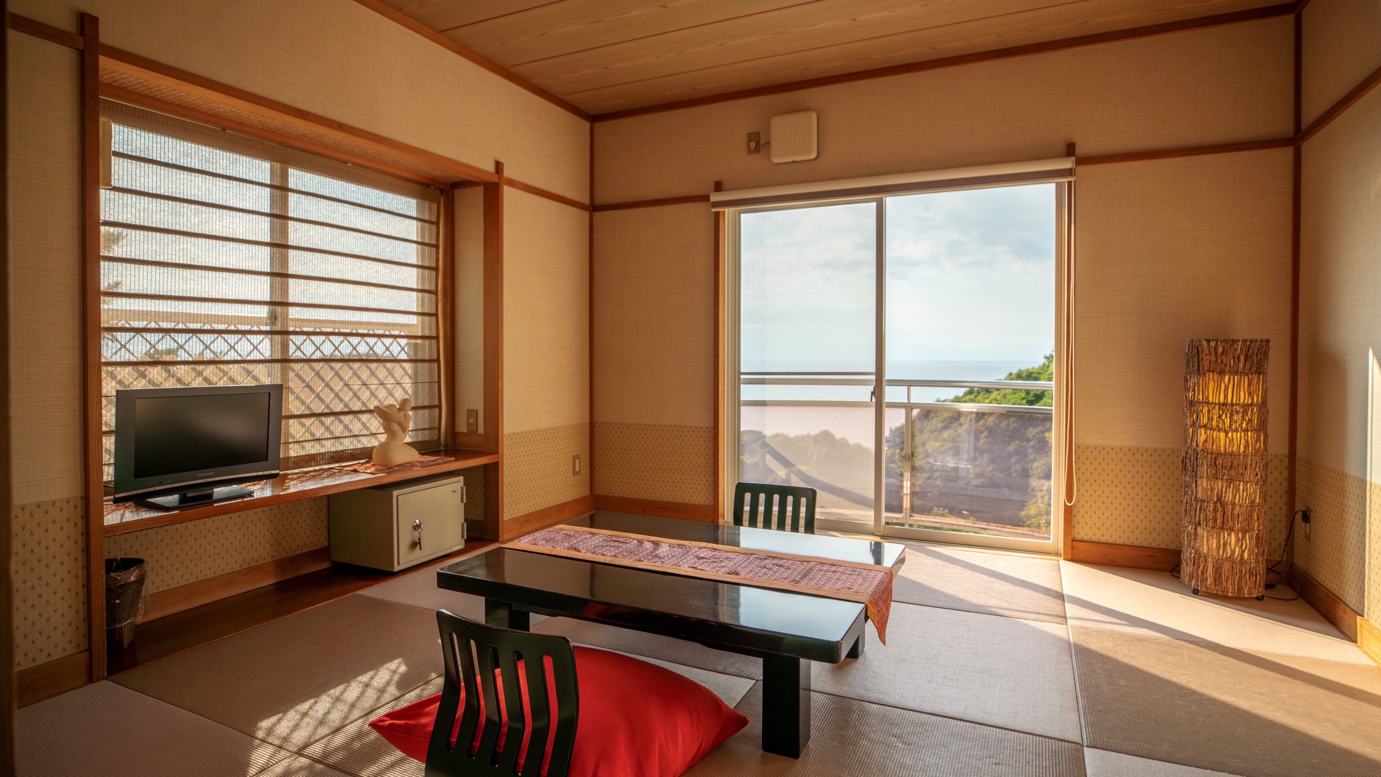 【8畳角部屋】景色が良い和室