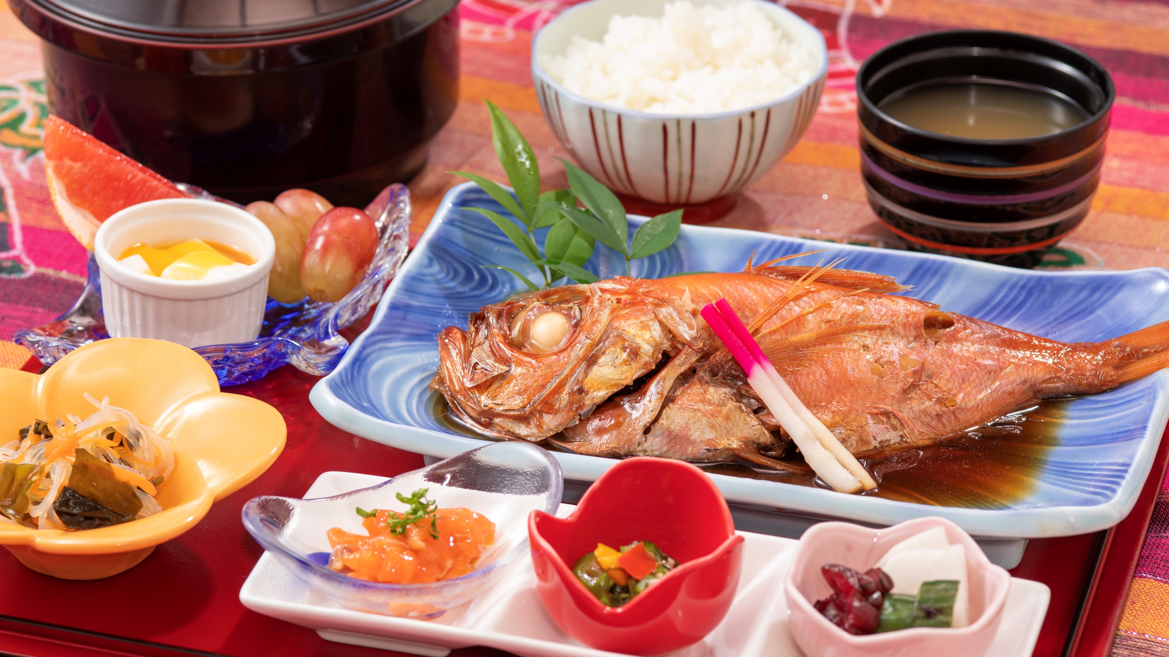 定食・金目鯛すがた煮