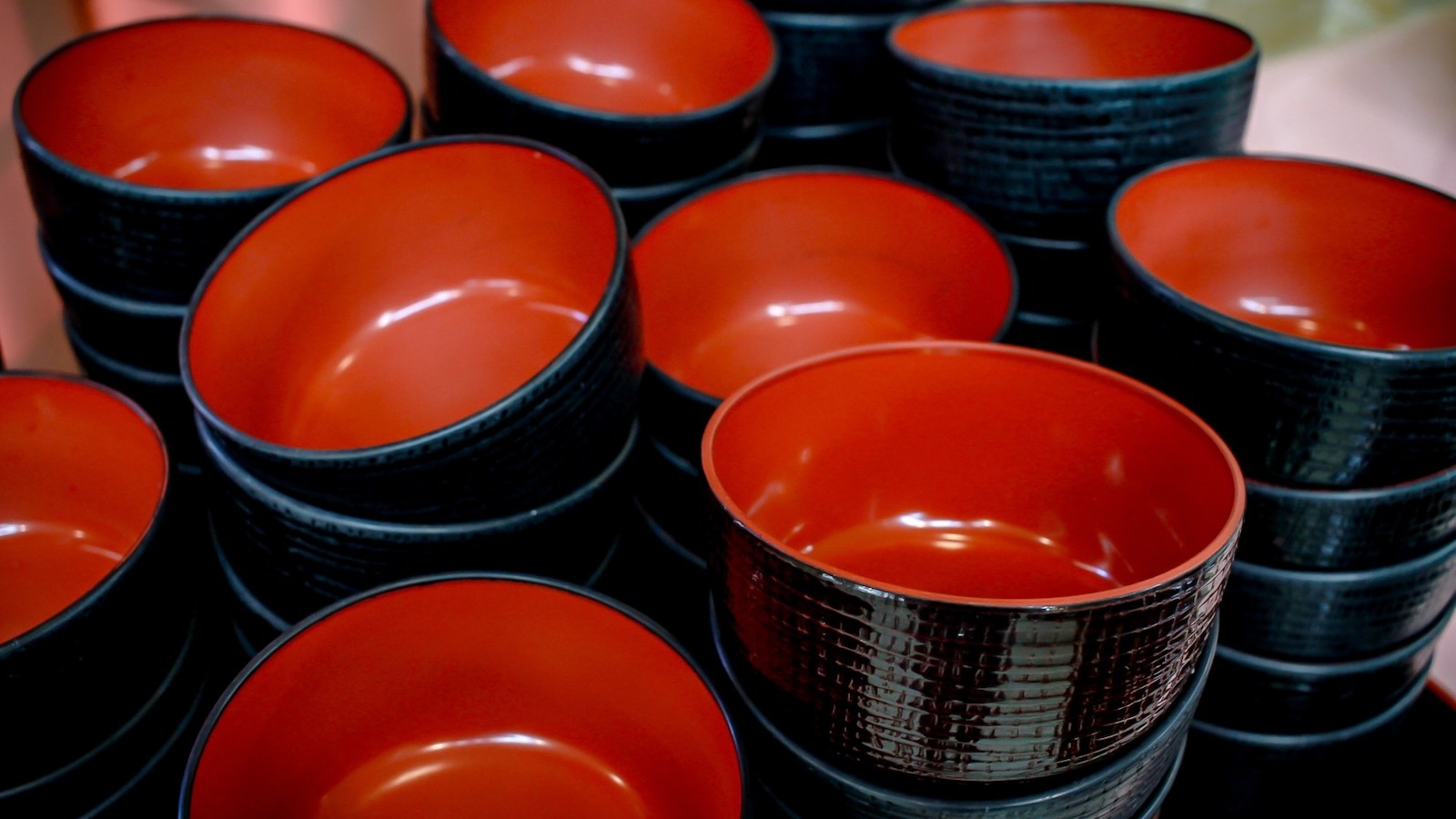 温かい汁物を添えて、ほっとする朝食時間