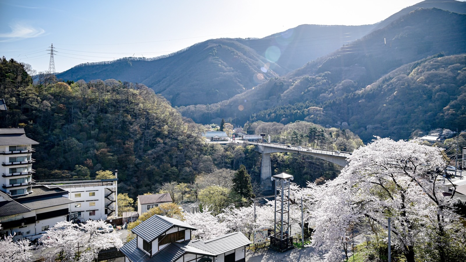 春の芦ノ牧温泉