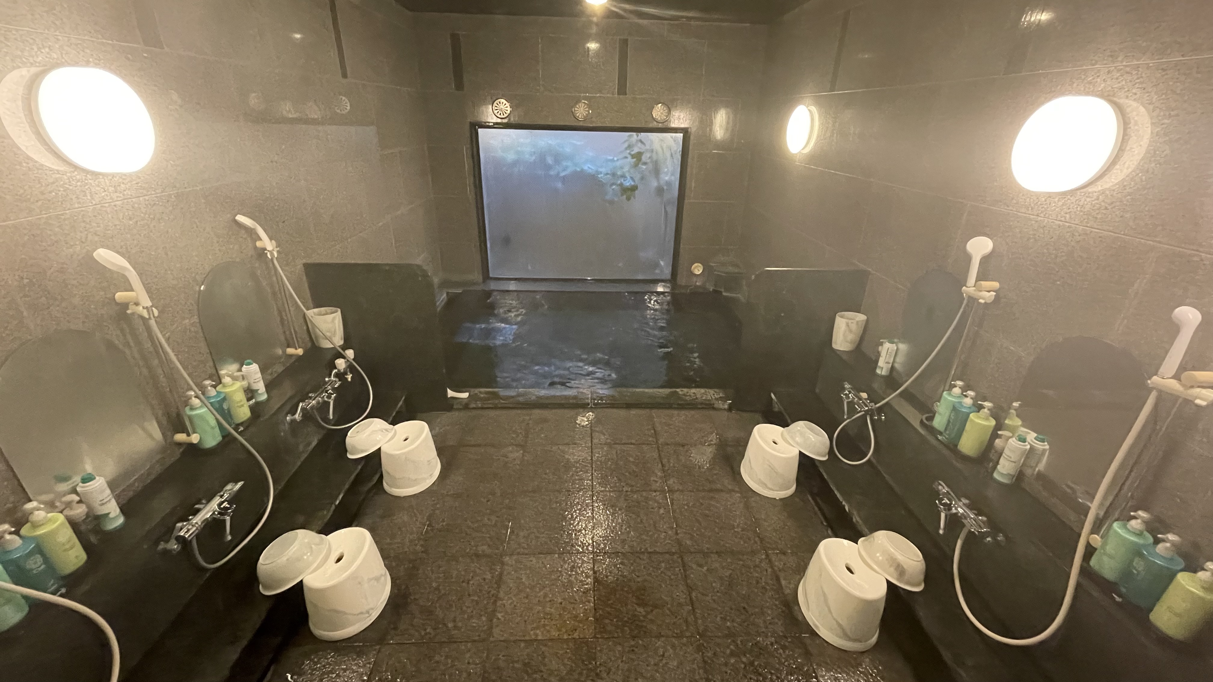 ◆男性大浴場◆15:00〜2:00　5:00〜10:00までご利用できます