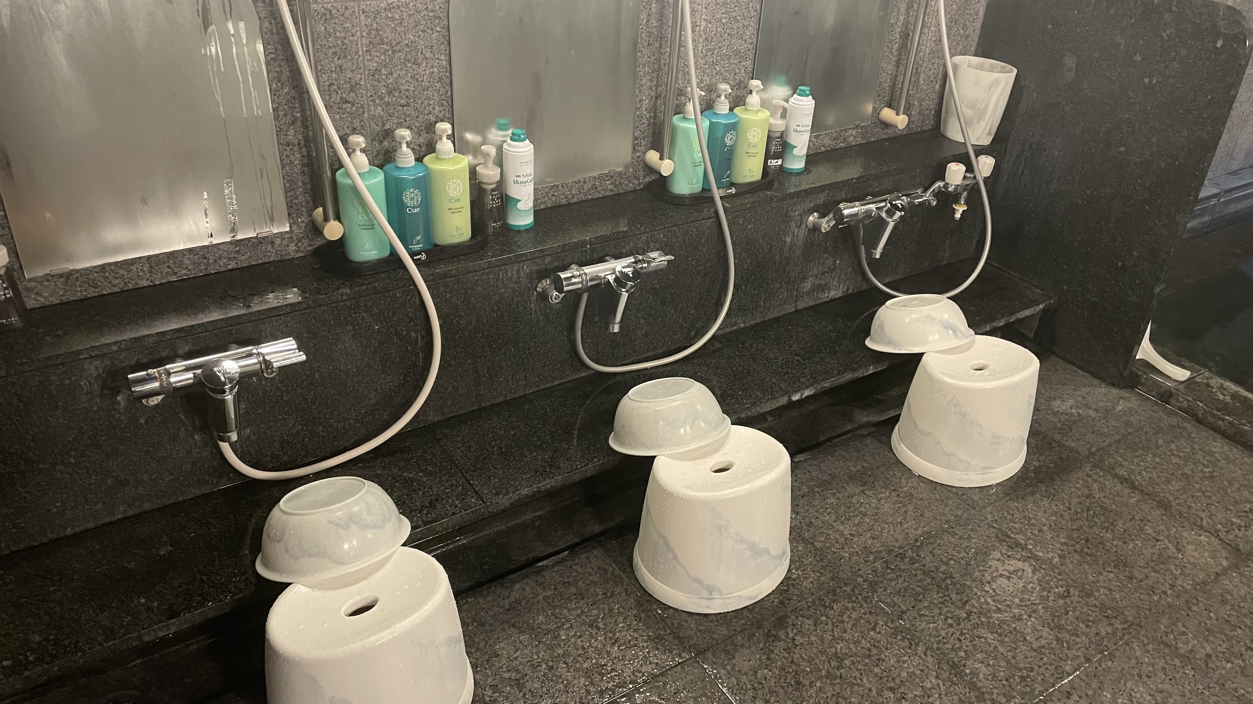 浴場内カラン（写真は男性浴場）