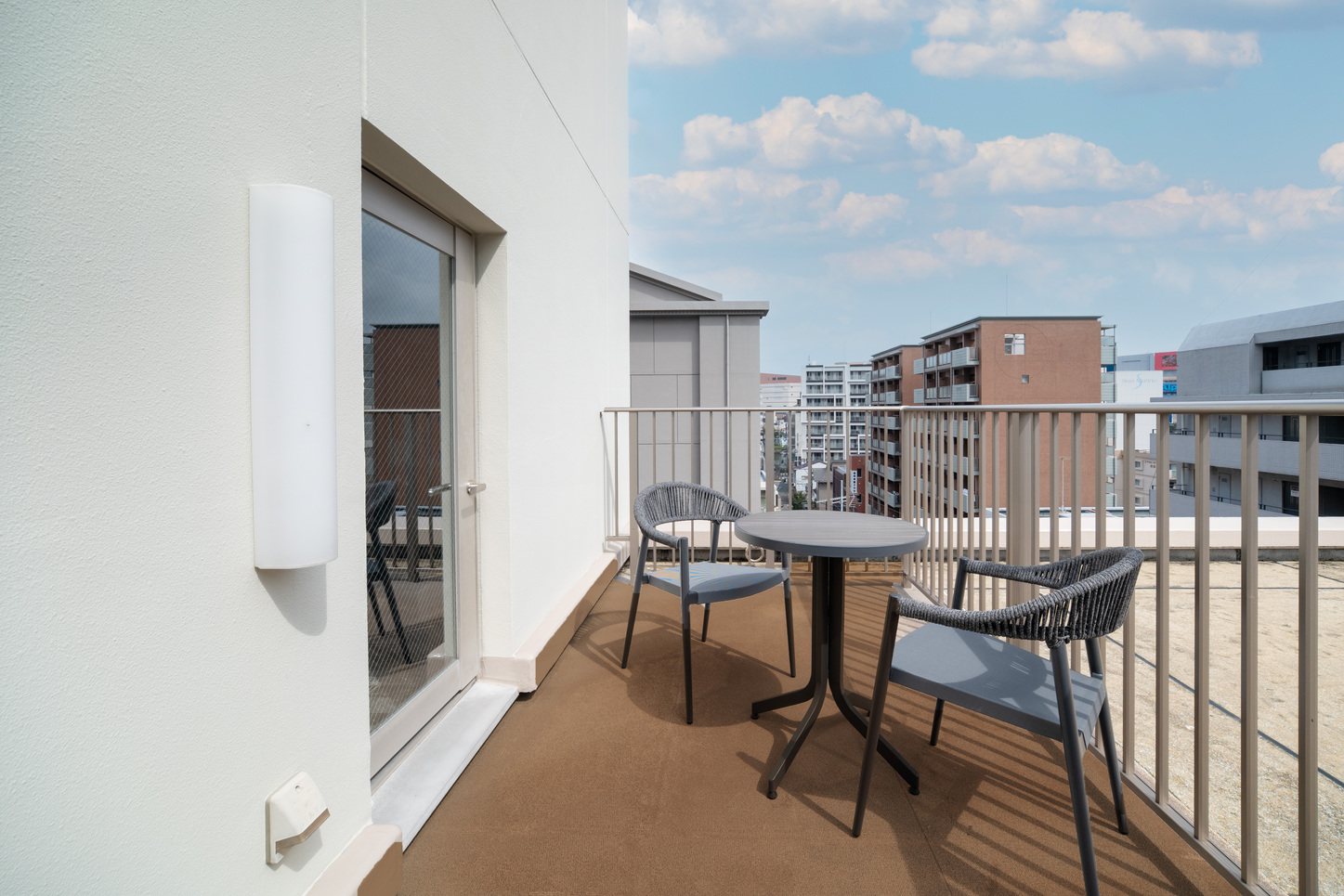 リニューアルコンフォートコーナートリプルテラス