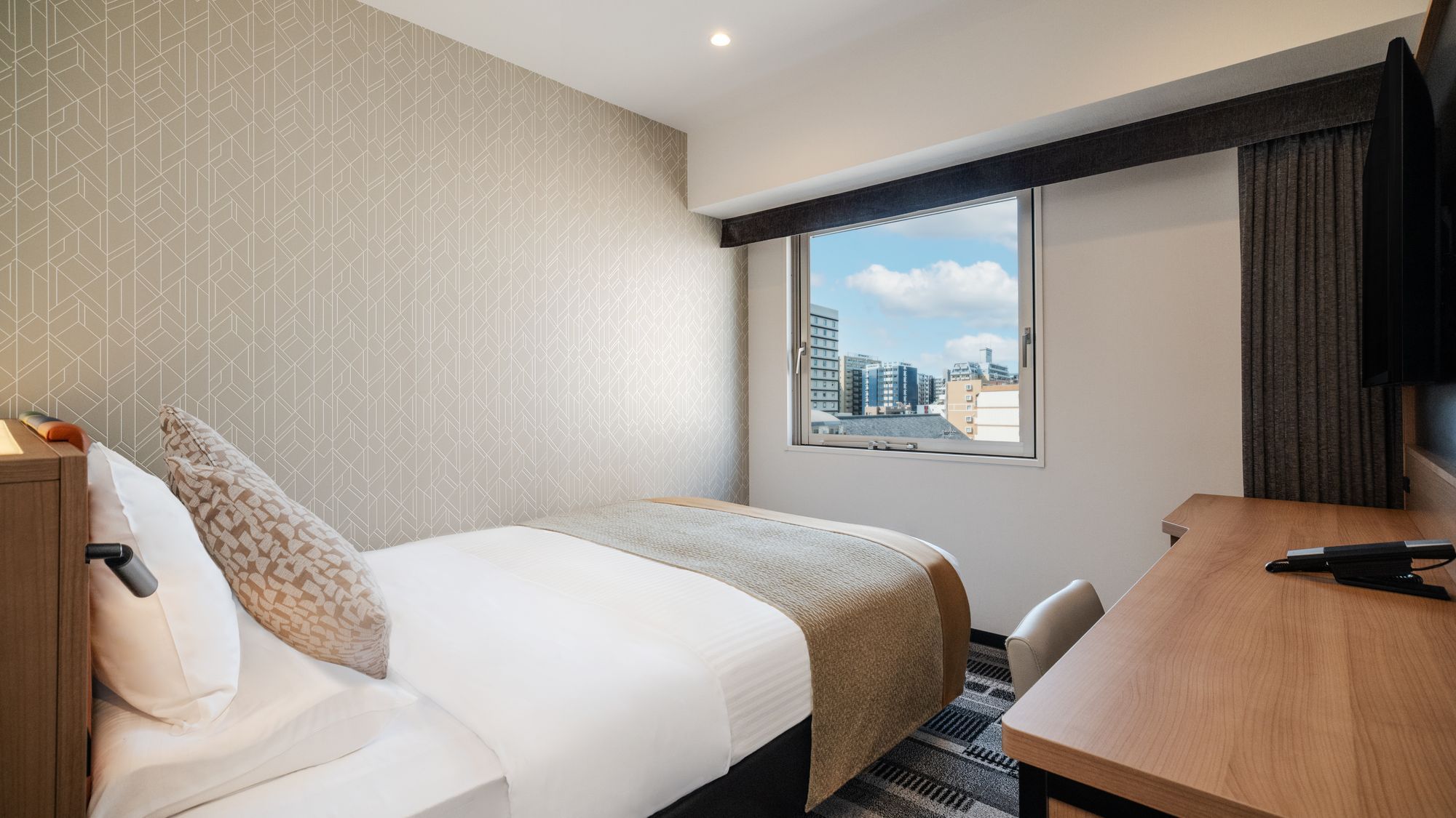 リニューアル　スタンダードダブル キッチン付◇１６平米