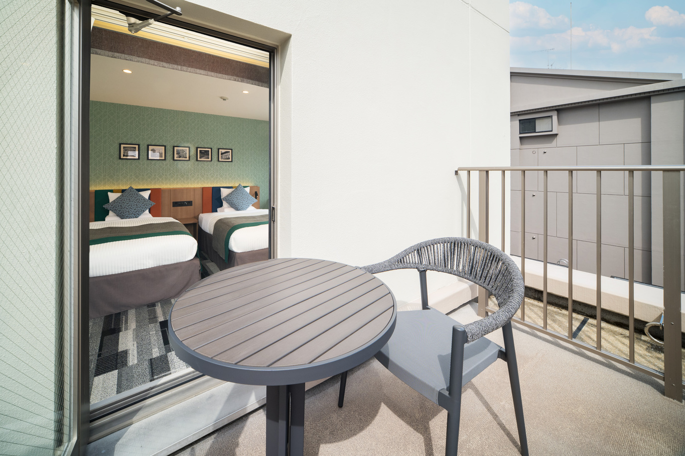 リニューアルコンフォートコーナートリプルテラス