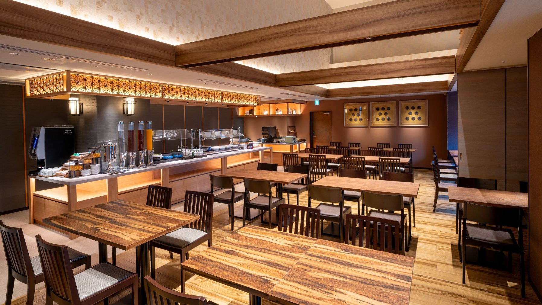 【2食付き】地物の炭火焼きやご当地料理など旬を彩るみちのく御膳と和洋ビュッフェ