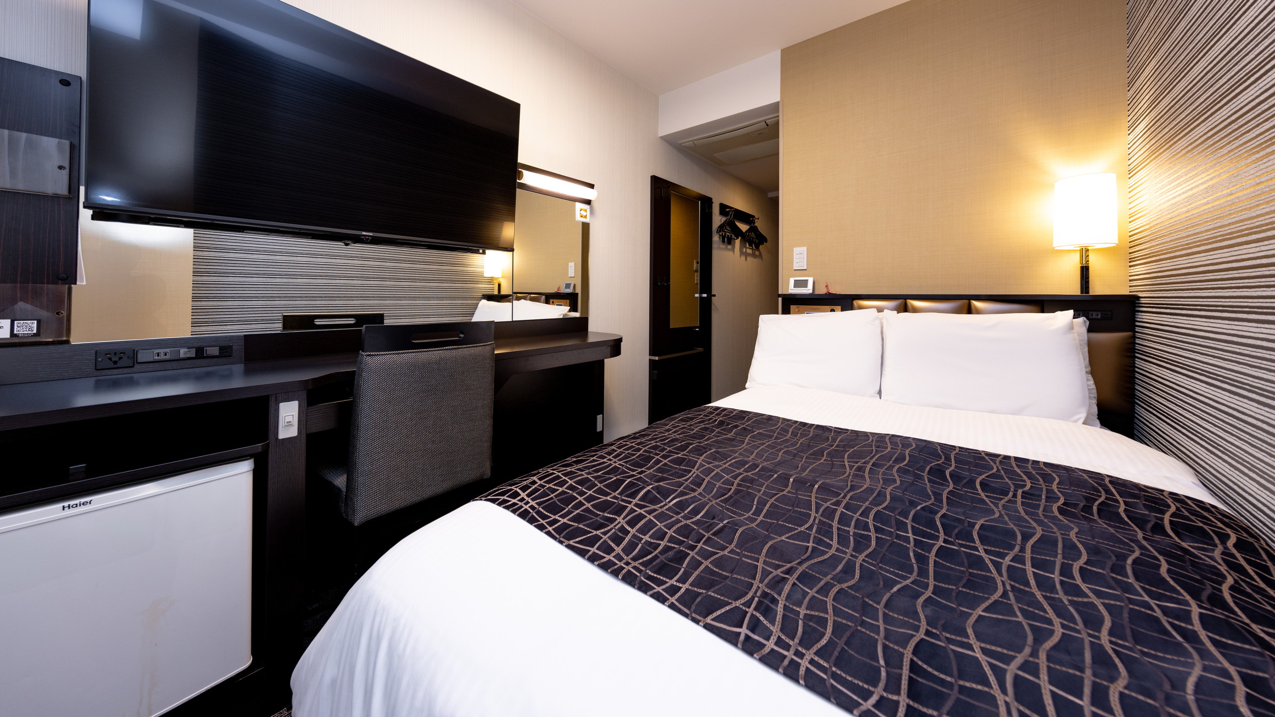 セミダブルルーム