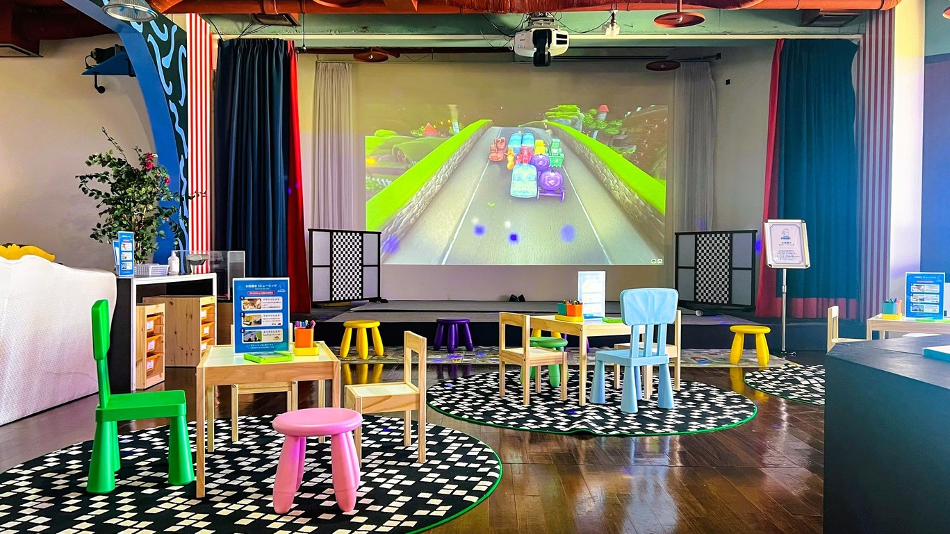 リトルプラネットCubeが体験できる！1年中遊べる屋内プールにスパと地域最大級のキッズコーナー！