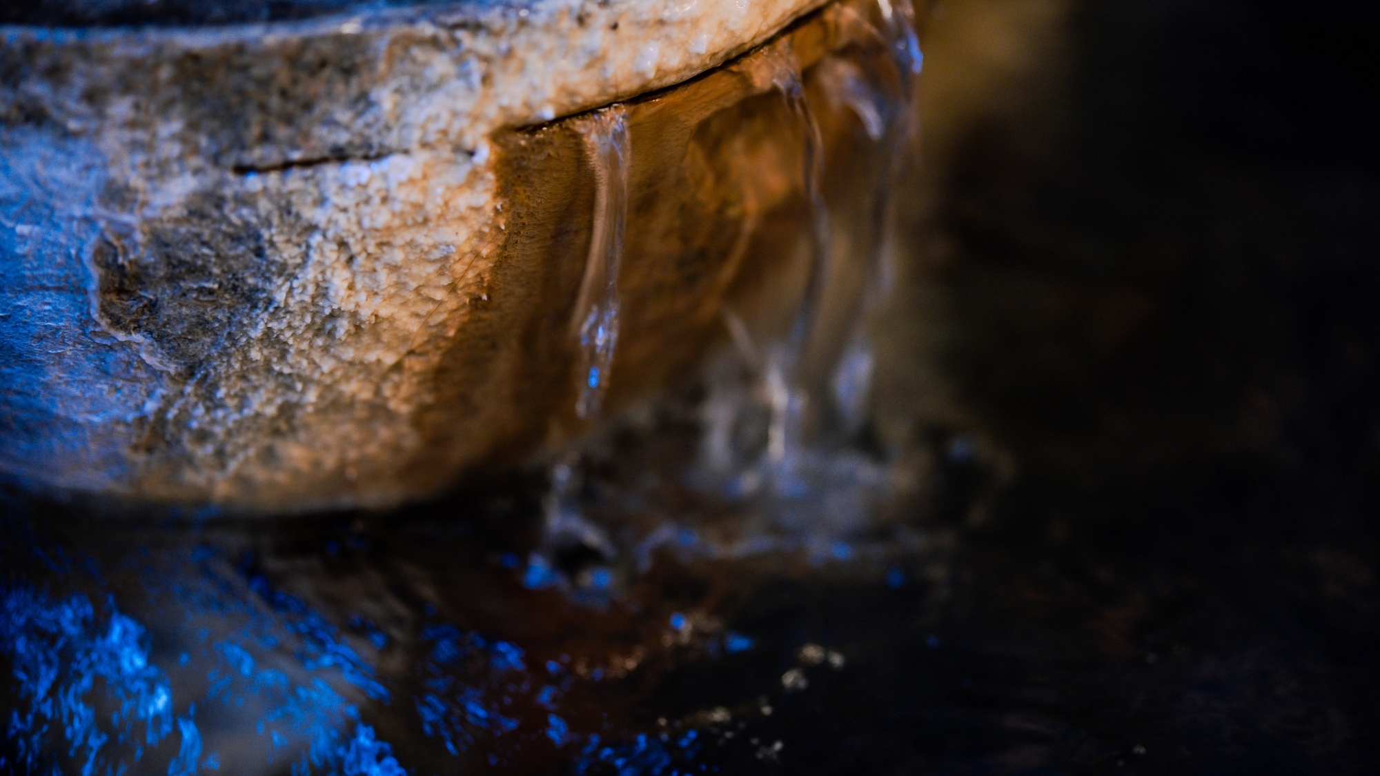 心までほどける、やわらかな湯の流れ