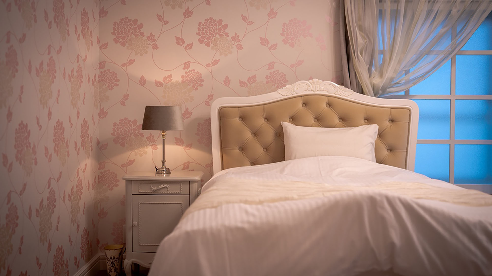 華（はな）2022年リニューアル洋室