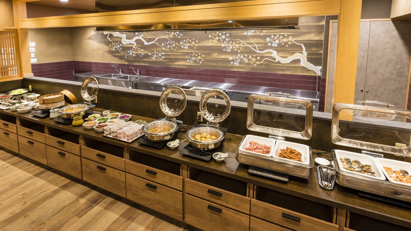 【朝食付きプラン】朝食は会場ビュッフェor和定食♪◆チェックイン22時まで対応◆駅徒歩7分